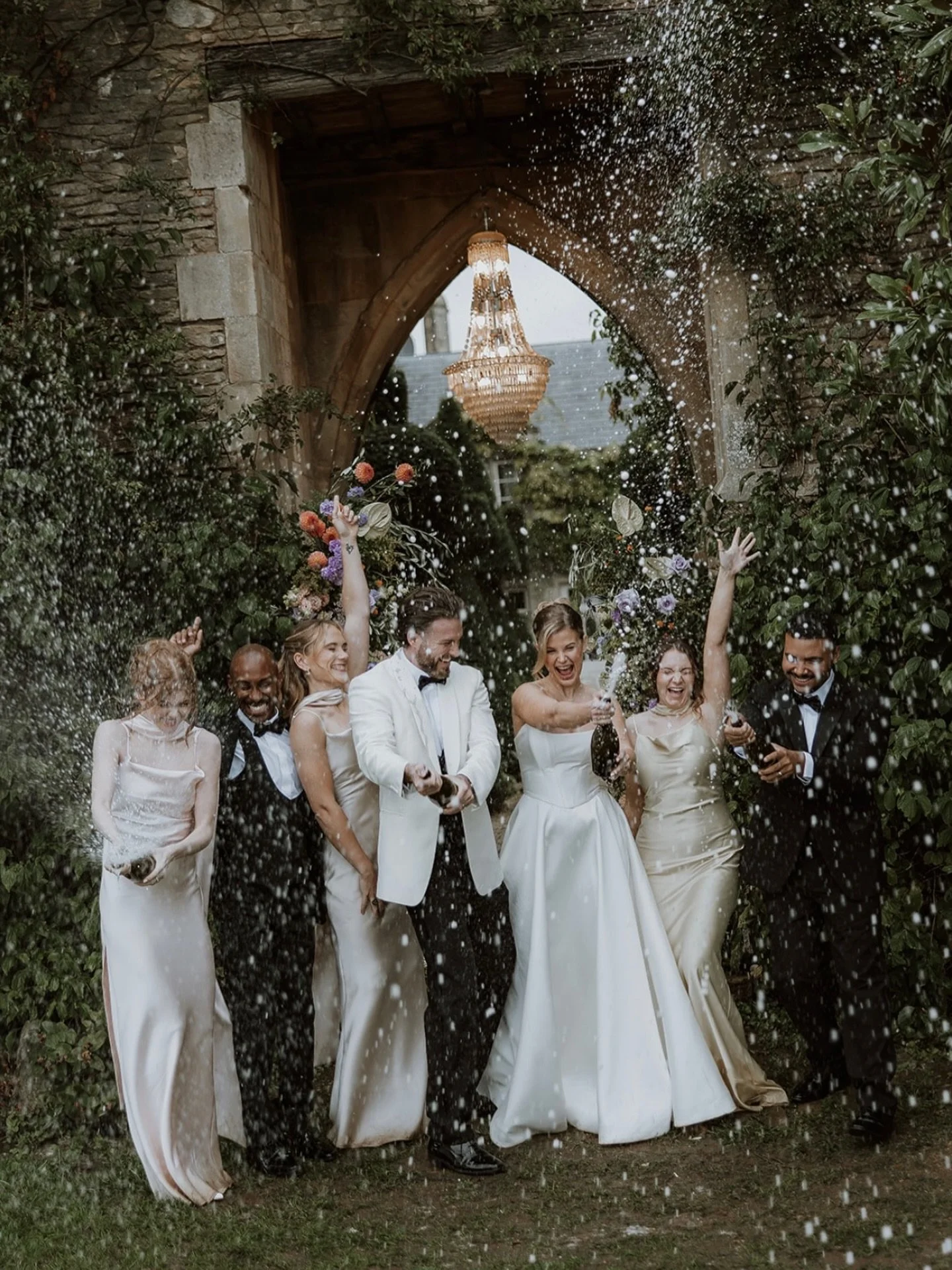 Now taking bookings for 2027 brides ✨

Link in bio, can&rsquo;t wait to chat with you!

Picture from a shoot I was on last year, I was lucky to work at the iconic @euridge_ Such a beautiful venue and the team was next level!! Check them out below 🫶
