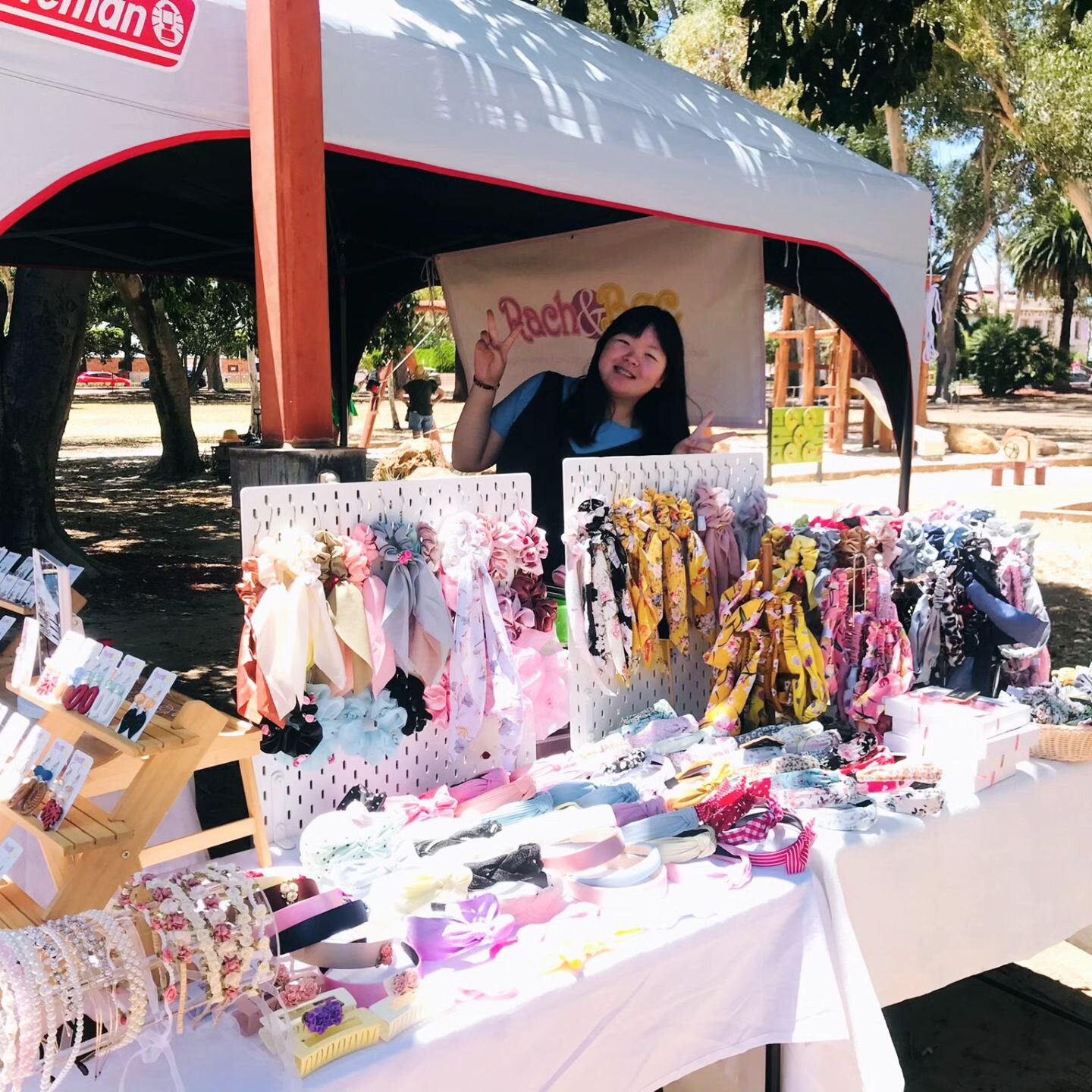 Thanks so much to everyone who visited our stall @stirlingsquaremarkets Christmas market!! Many thanks to all who bought their gifts from us, we hope our hair accessories and jewellery bring a burst of joy to the ones who receive it🥰. 

.

.

.

#st