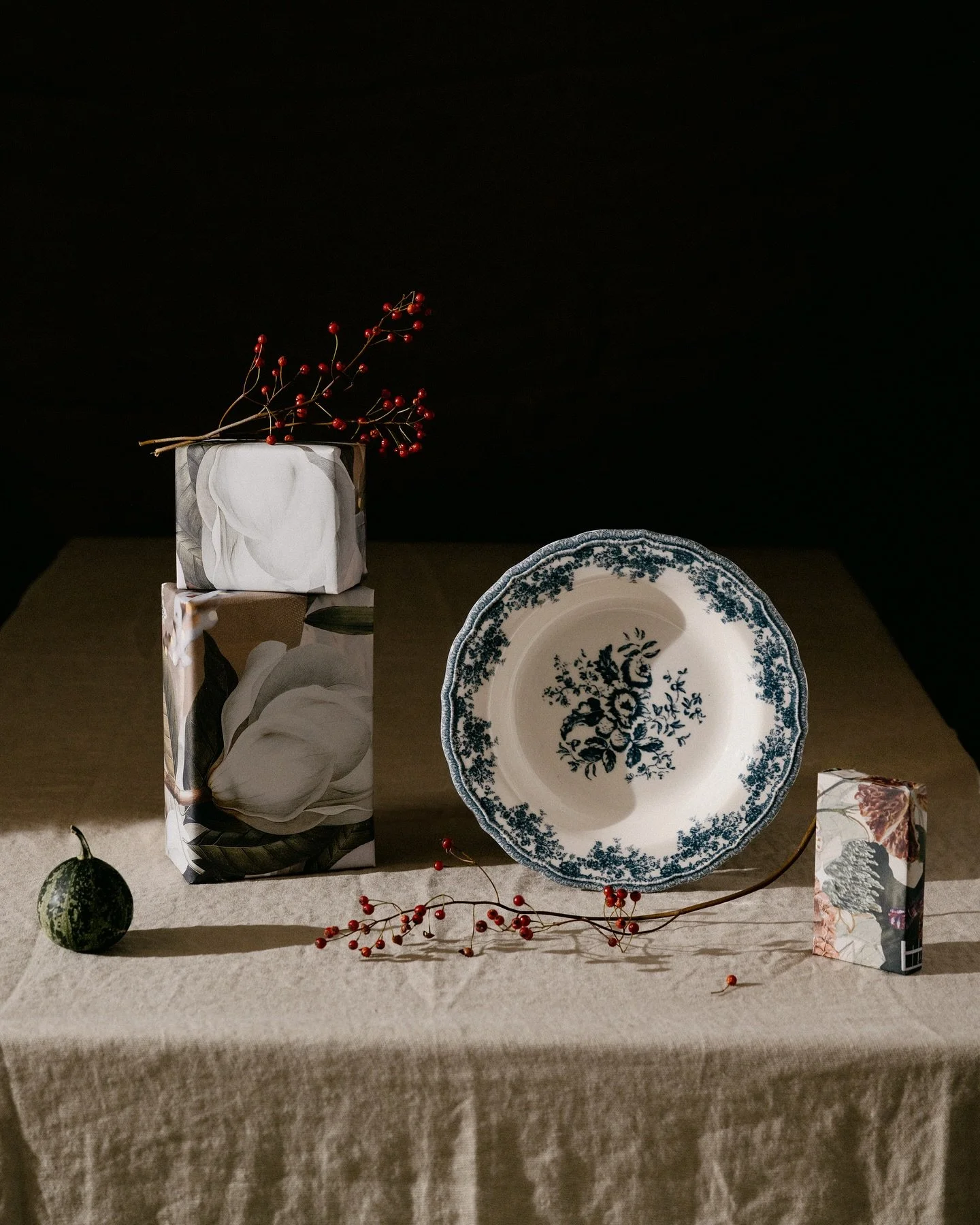 The wait is over - the Christmas season is finally here. After weeks of inspiration and careful creation, every design is now ready to bring warmth, beauty, and a touch of sparkle to your holiday season. ✨ The collection is now available online and i