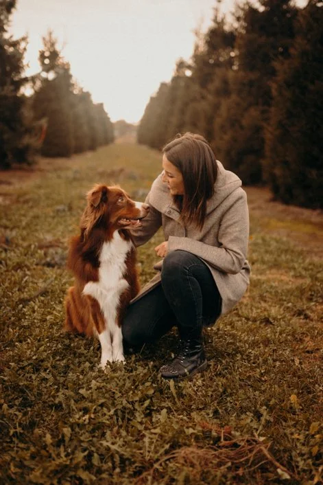 collect-moments-lara-landwehrs-fotografie-herbst-hund-hundefotografie-mensch.jpg