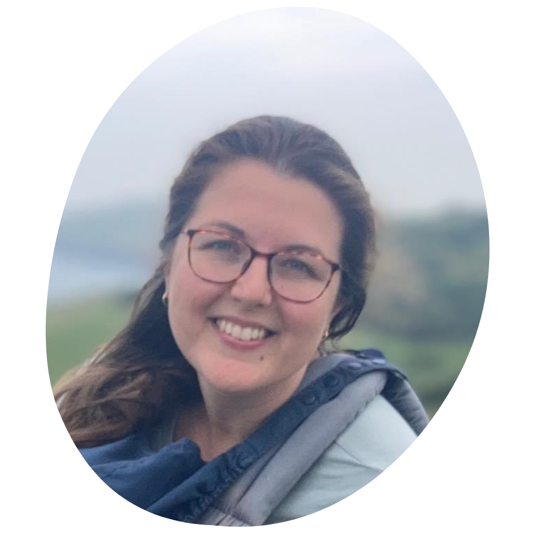 LMW Bio Photos (Oval) (2).png