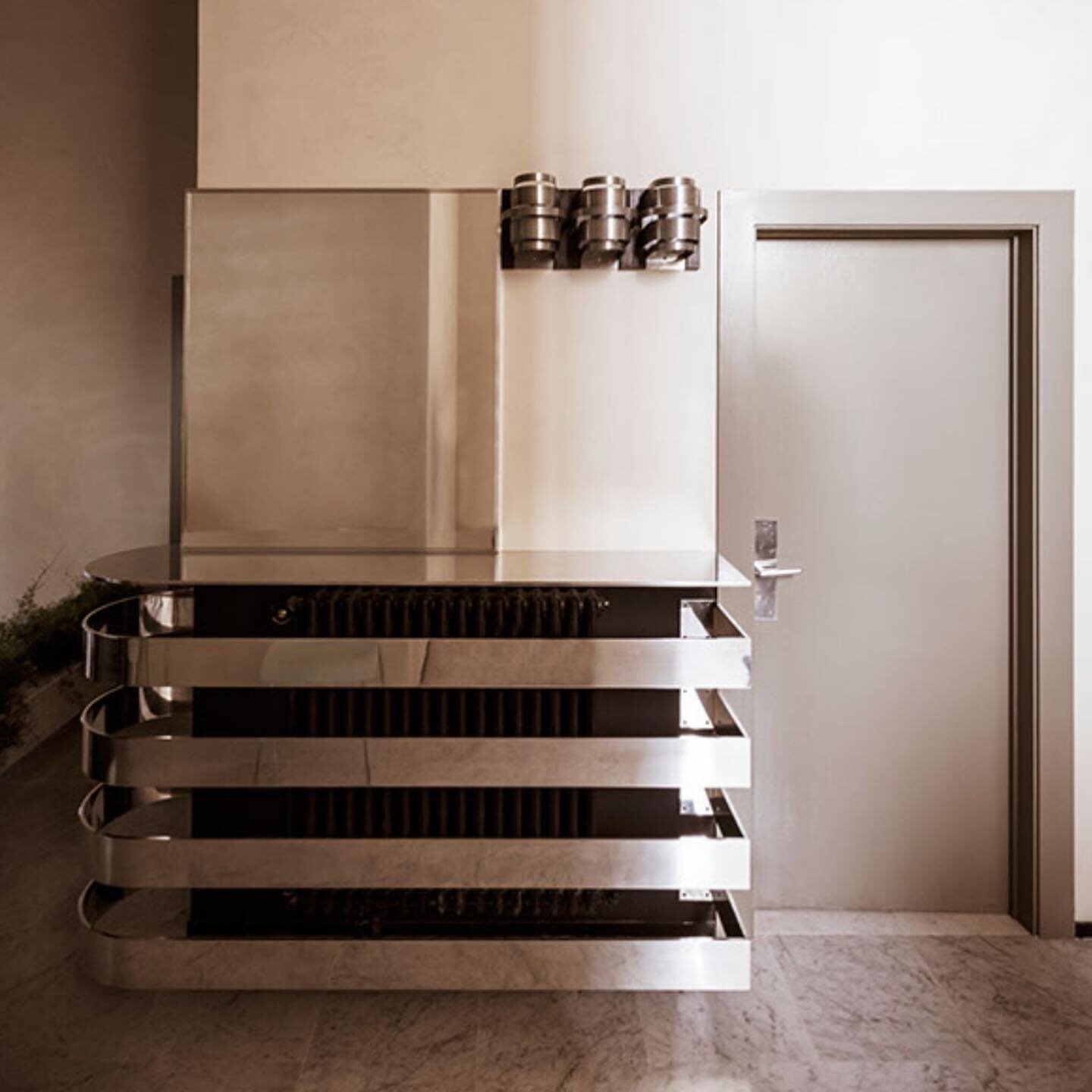 Details at Villa Cavrois &bull;

An architectural manifesto, Villa Cavrois, the work of architect Robert Mallet-Stevens, a figure of the modernist school, was designed and built in Croix between 1929 and 1932 for Paul Cavrois, a textile industrialist