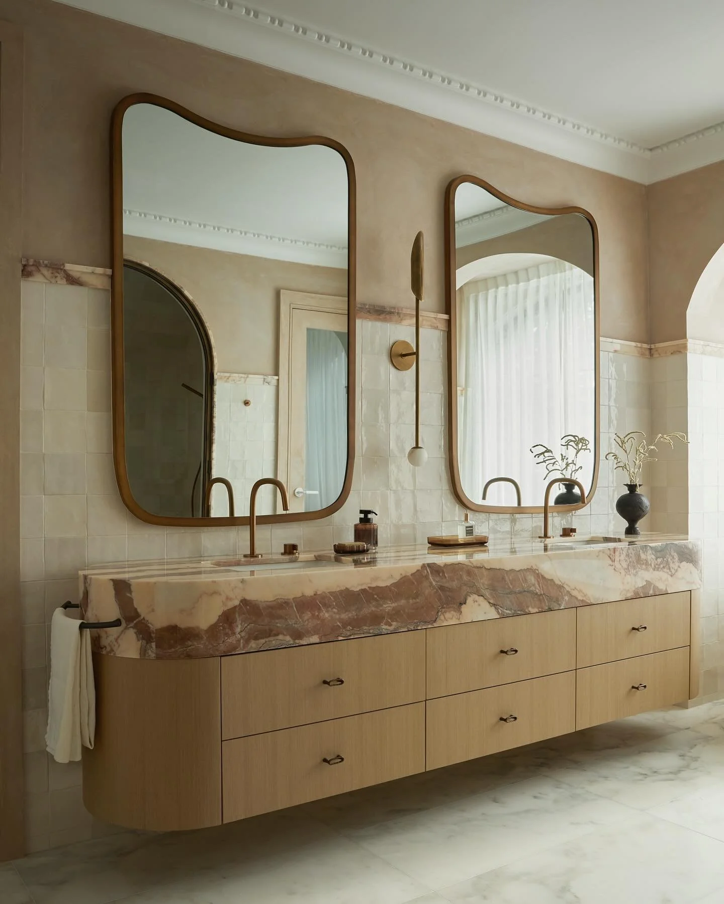 Dream bathroom right here. 

featured in @housebeautiful 

Photographed by @lomillerphoto 
Limewash @gmrpaintingtoronto 
Stone @cavasurfaces @marbletreasureboutique