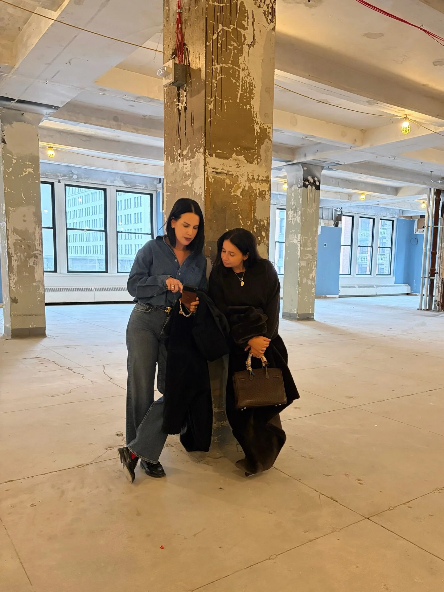 When two female founders walk into an empty office space&hellip; 

Project @betches coming soon.
