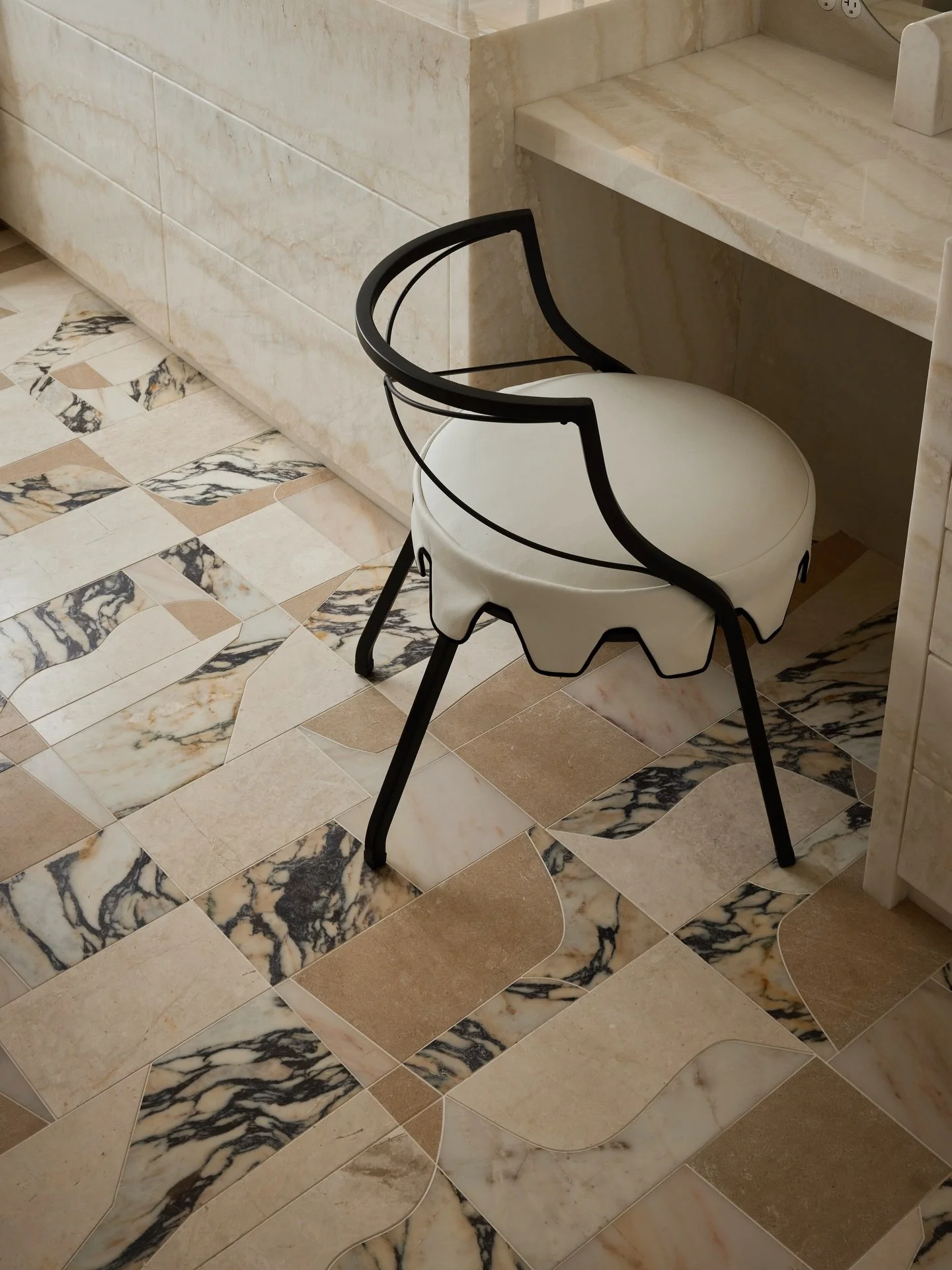 Varo was designed to move away from anything too repetitive, leaning into something more organic and layered. Made up of six individual panels, the pattern can be rotated and rearranged to create a composition that feels completely unique every time.