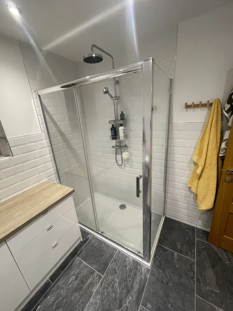 Before renovation, bath-to-shower project 62