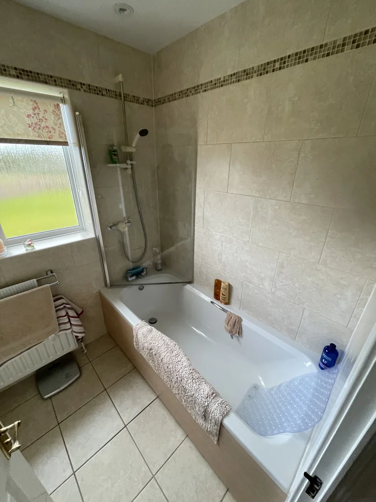 Before renovation, bath-to-shower project 92