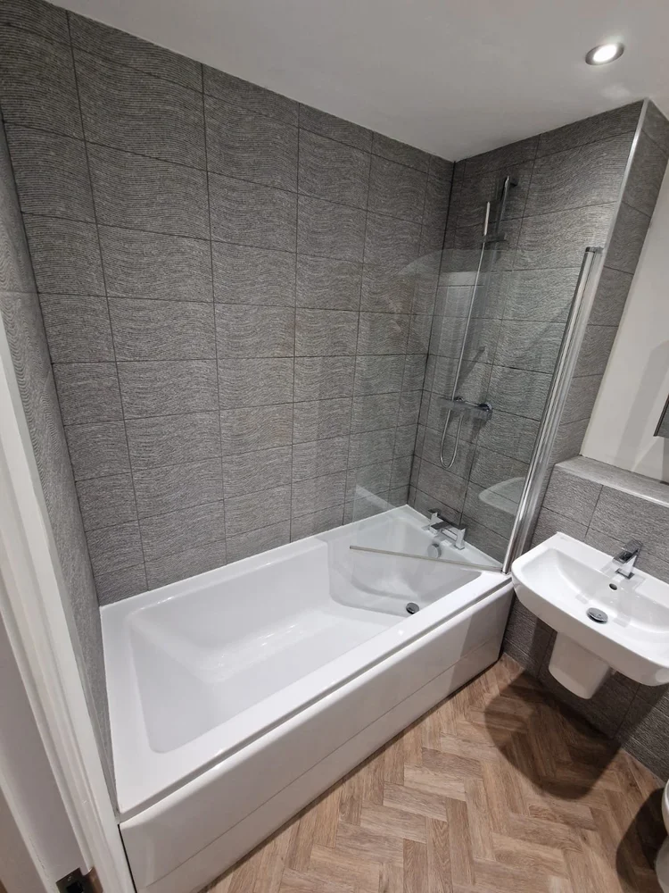 Before renovation, bath-to-shower project 125