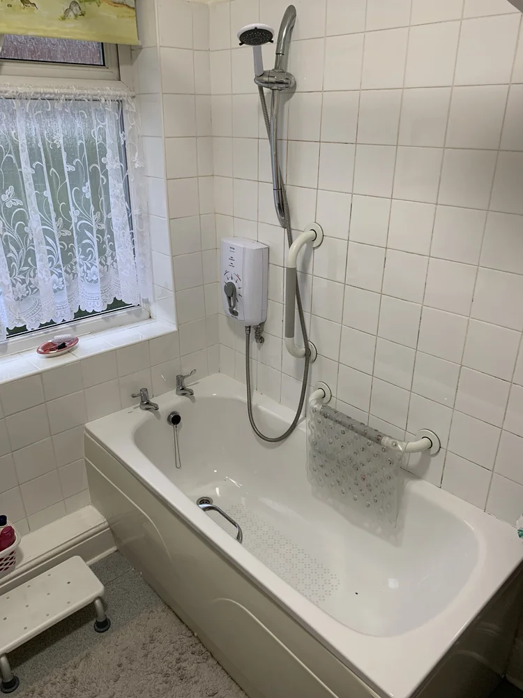 Before renovation, bath-to-shower project 134