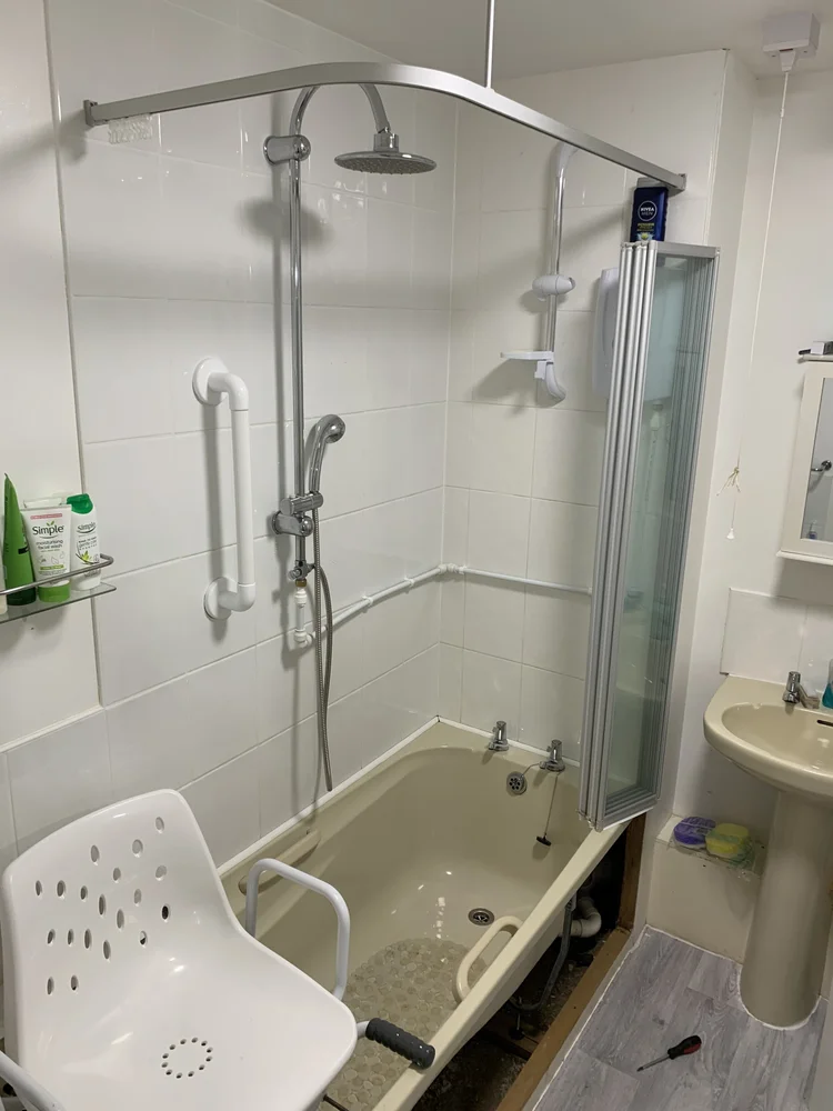 Before renovation, bath-to-shower project 133