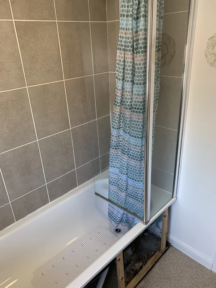 Before renovation, bath-to-shower project 136
