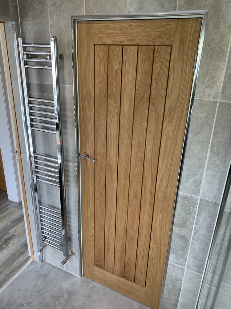 Wall-panelled bathroom installation, photograph 179