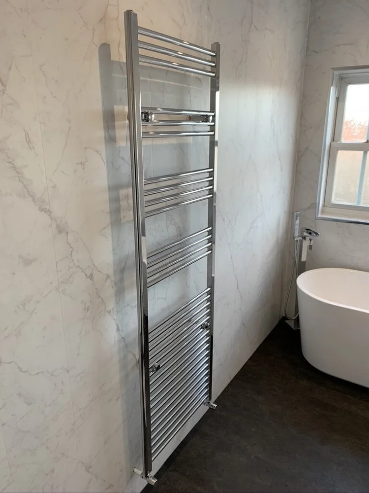 Wall-panelled bathroom installation, photograph 239