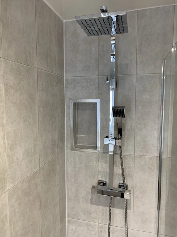 Wall-panelled bathroom installation, photograph 247