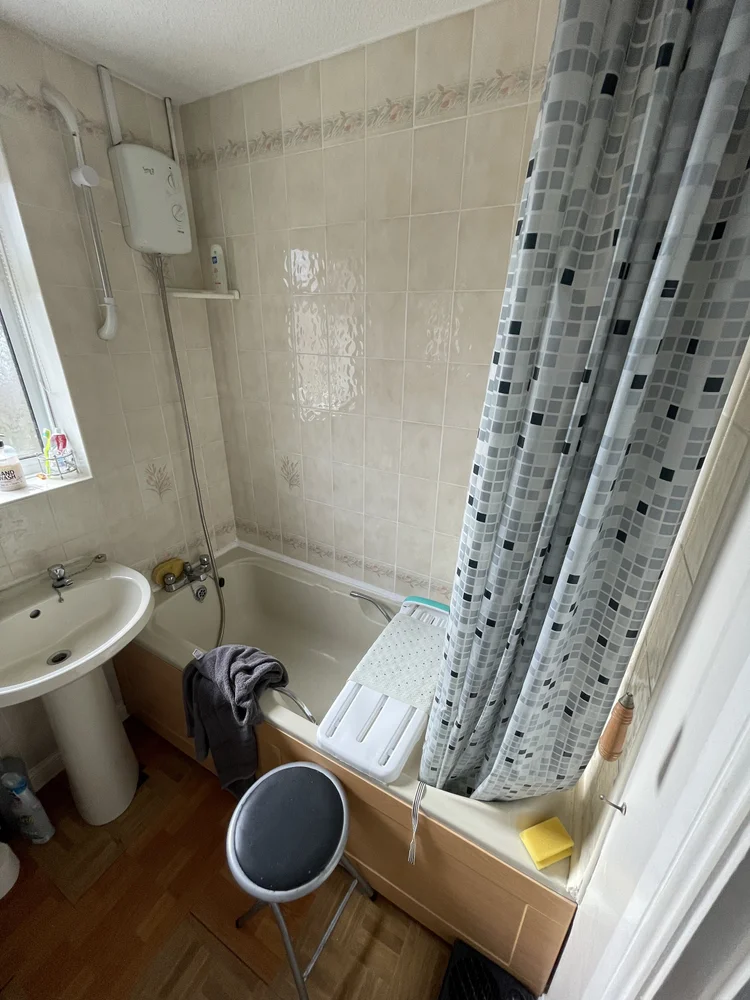 Before renovation, bath-to-shower project 106