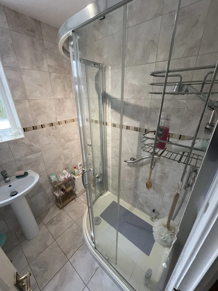 Before renovation, bath-to-shower project 42