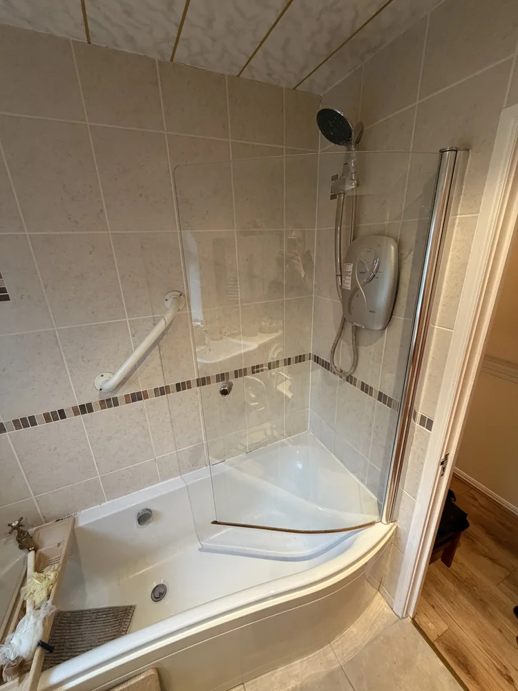 Before renovation, bath-to-shower project 19
