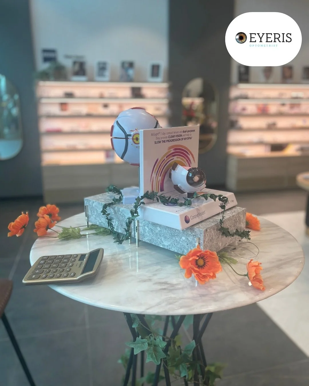 Celebrate spring with us @floriade_australia x Eyeris Optometrist &hellip;when flowers meet science and eyes! Exlusive Floriade special! 🎉💐👁️

To discover at Eyeris:
🌸 Eyeris to Iris science display, with heaps to learn! 💡🤓
🌸 Floral inspired f