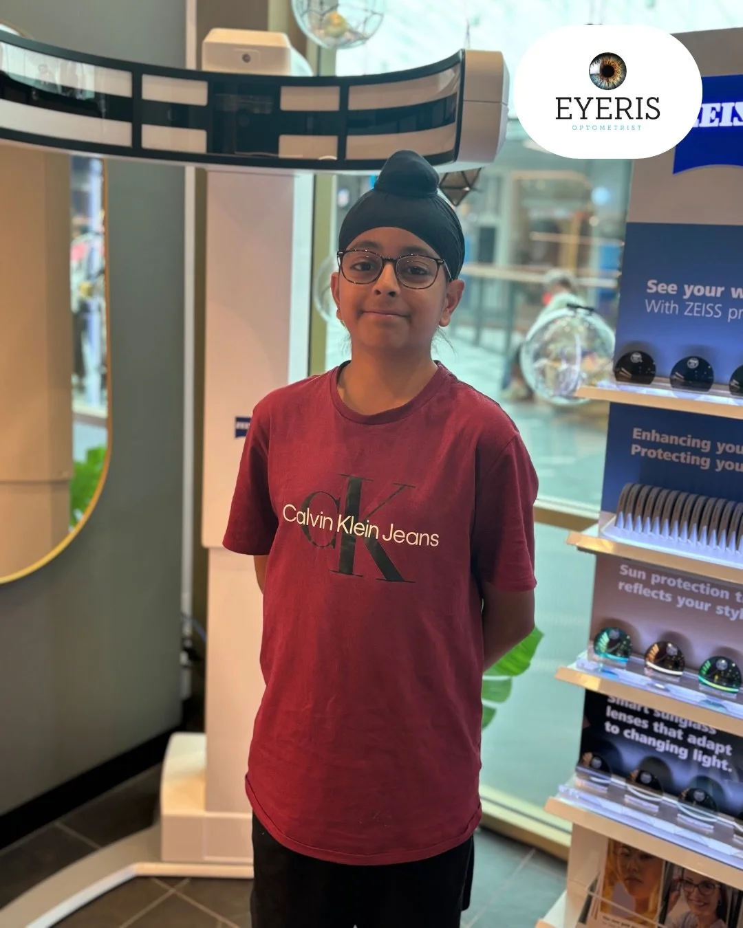 At Eyeris Gungahlin, we love to see beautiful smiling faces. Just makes our day! 🥰

Great styles with awesome looks.😎😍

#beautifulstyle #happycustomer #optometrist