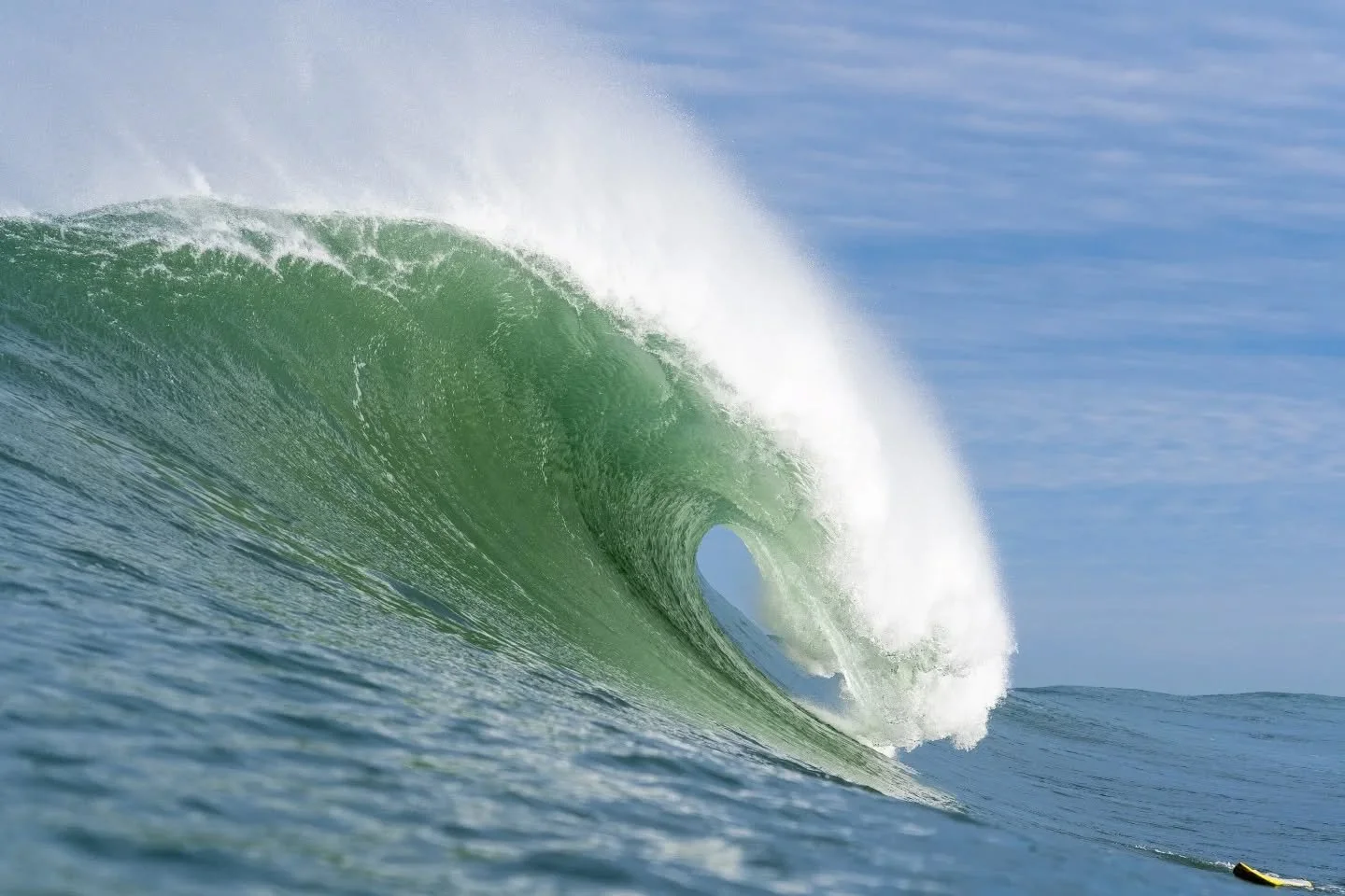 So good to find some of my images in the last @surfersjournalfrance with shots and words about my ongoing exhibition at @hoalen_guethary !
Thank you @gibusdesoultrait for the support and the forever pleasure to have pictures printed in the mag 🙏

Th