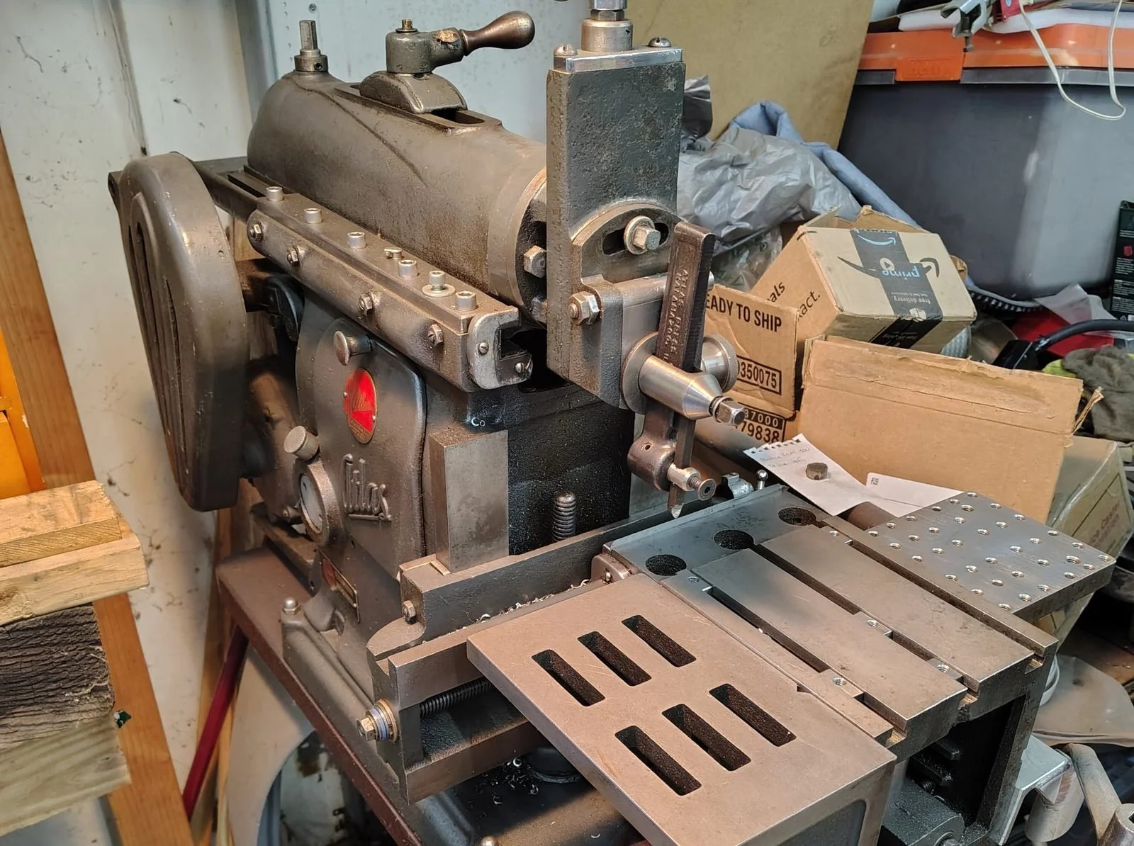 Atlas metal shaper used for cutting internal keyways and slots at PIE Weld & Machine manual machine shop in Cecil County, MD