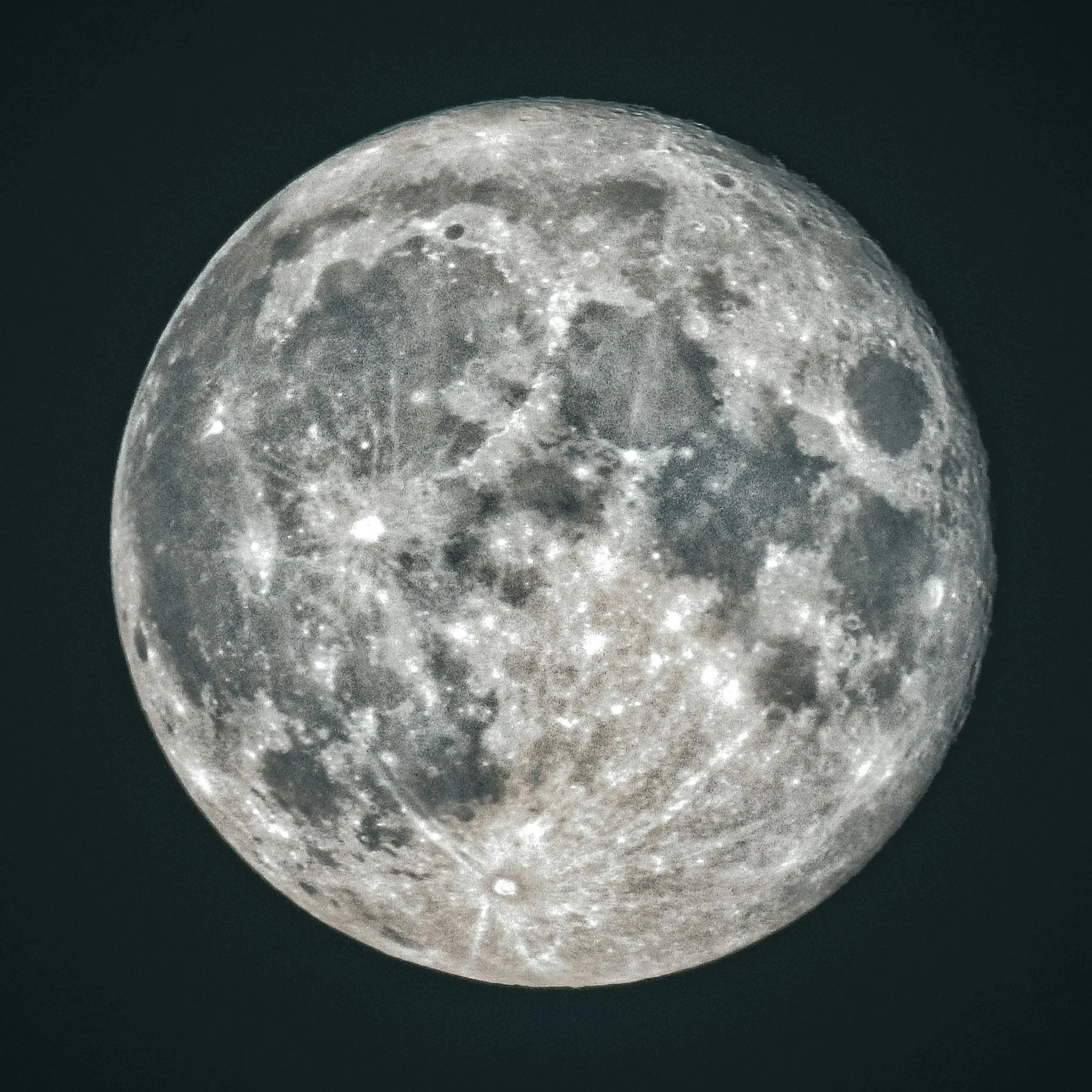 Full Moon — November 5th, 2025: The Alchemy of Earth, Birth, and Becoming
