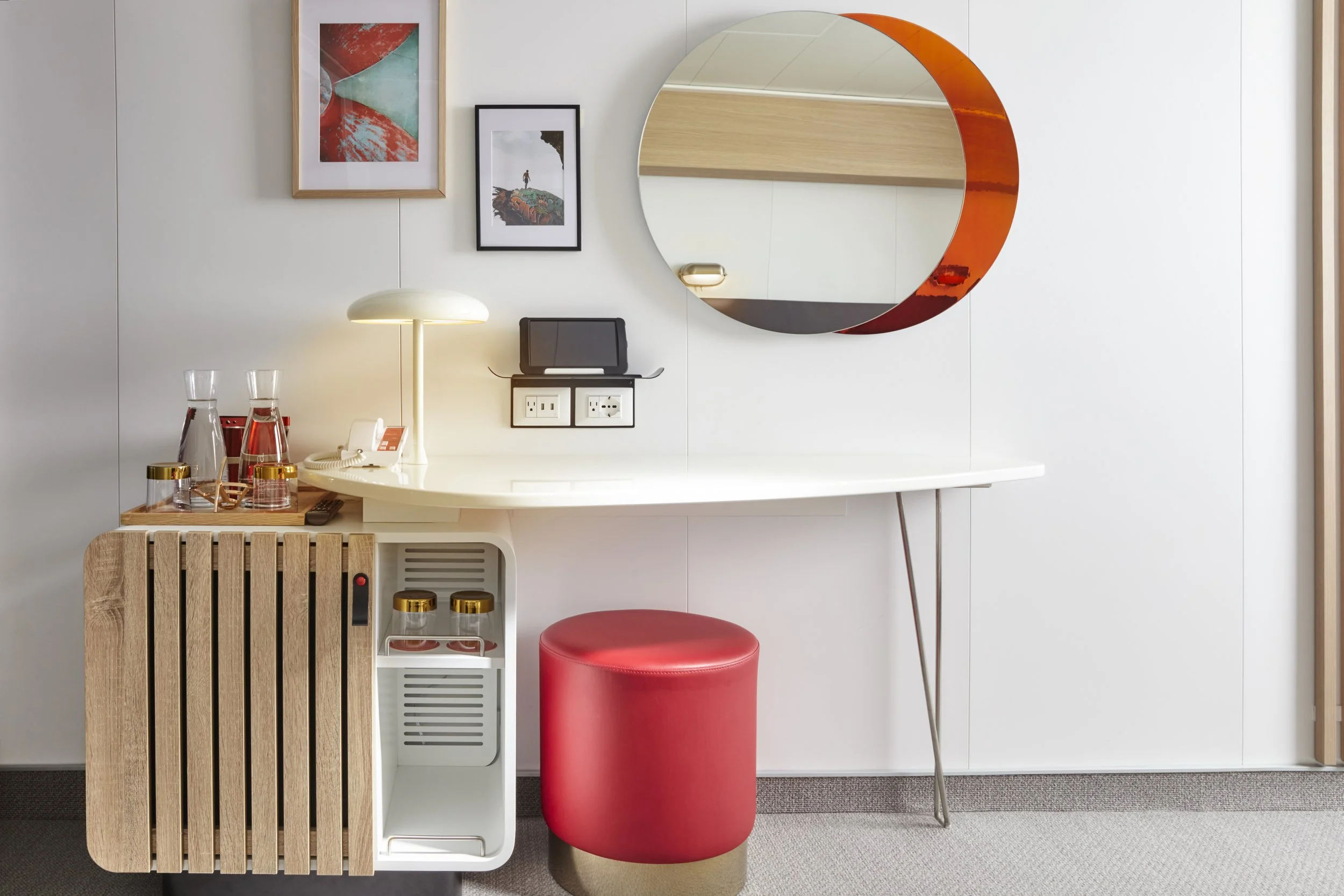 IMG-SCL-2021-CAB-sea-terrace-interior-desk-day-UNCROPPED.JPG (Copy)