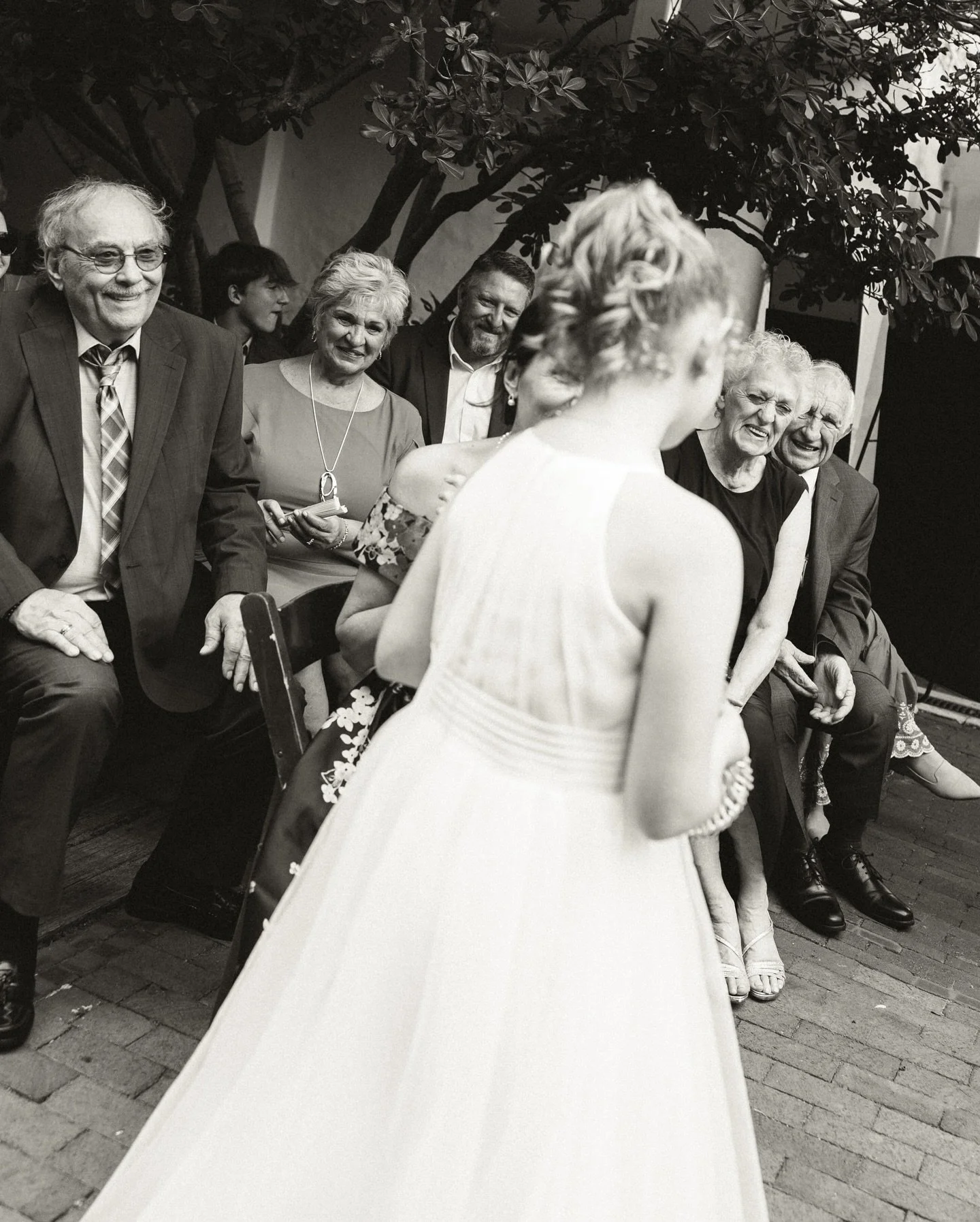 an homage to those who shape us 🤍

I lost my grandpa a few years back who I was very close with. I feel like this has changed my eye during wedding days even more. I pay even closer attention to all the sweet little moments that happen between the f