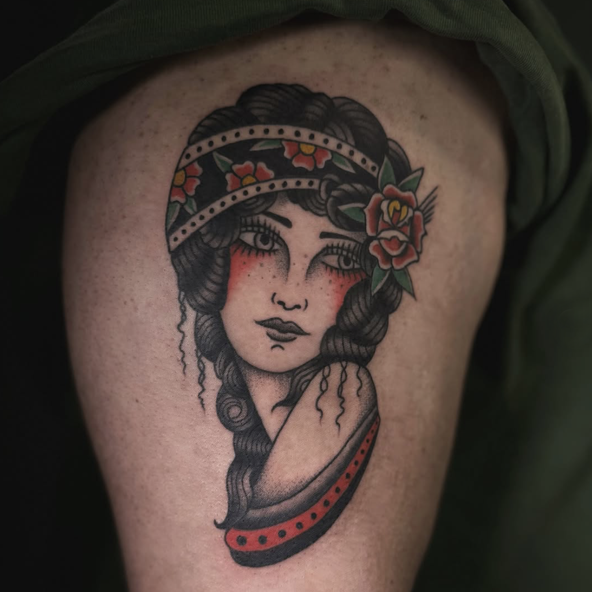 Traditional Color Lady Face