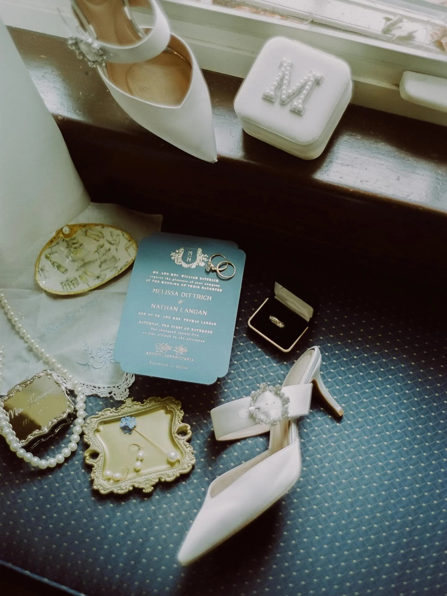 Melissa &amp; Nathan&rsquo;s day on film 🎞️ 

venue: @skytoplodge @skytopweddings
hair: @bobbie_jo_bridal
make up: @themakeupbyis