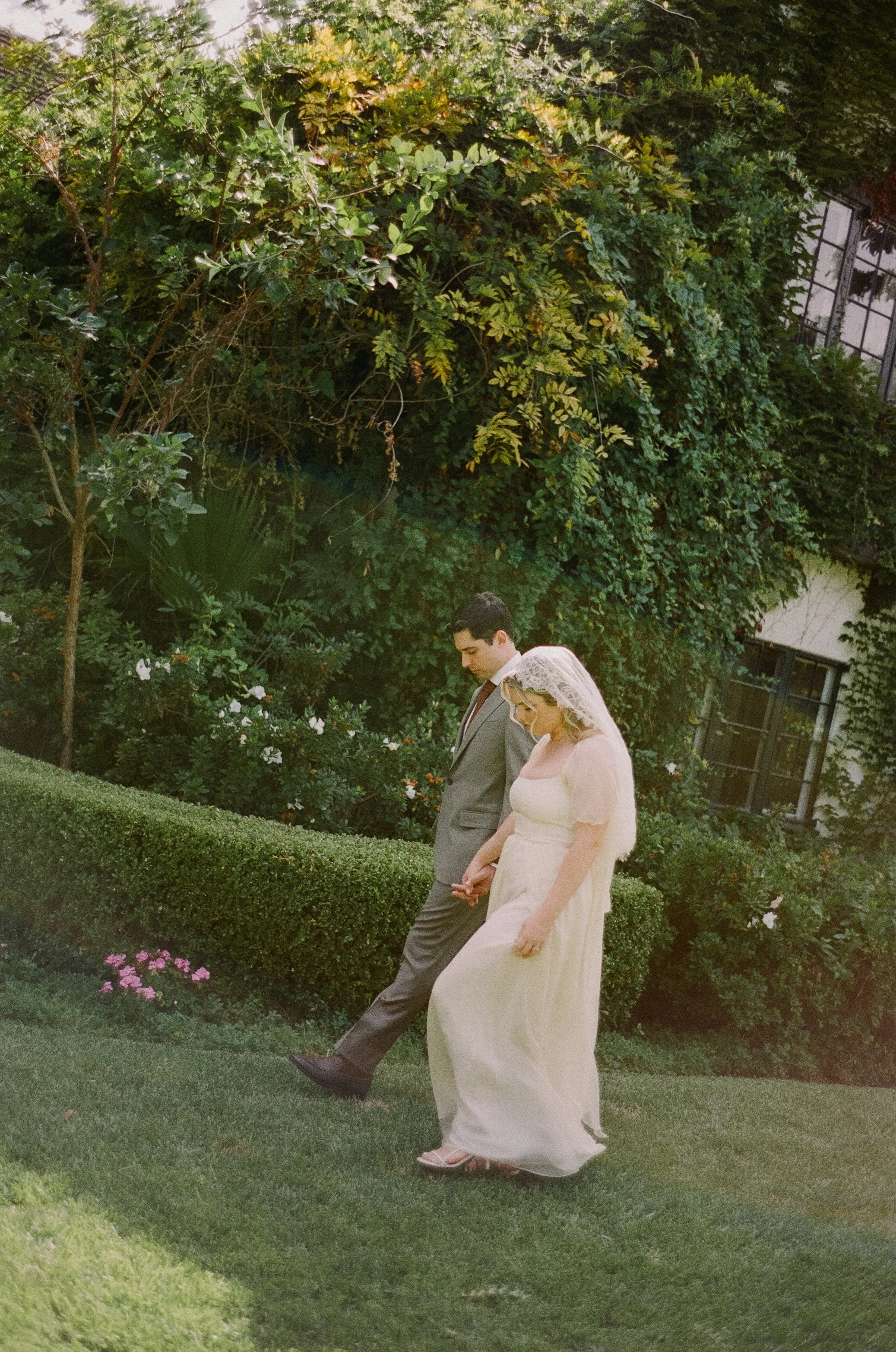AnyaKayPhoto_Sarah&Hugo_film-24.jpg