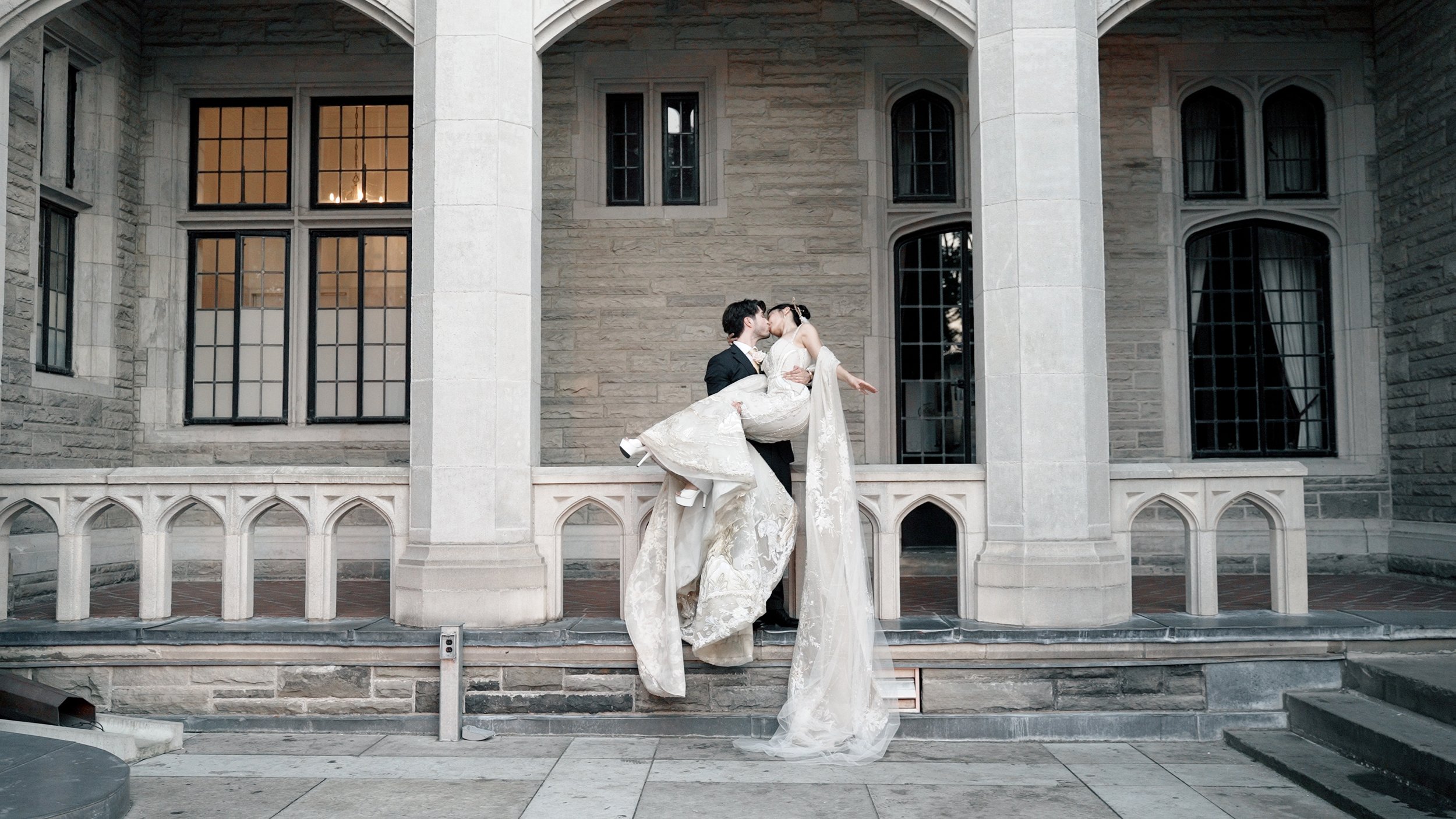 Cover NEW HL Film.00_02_45_20.Still005.jpg