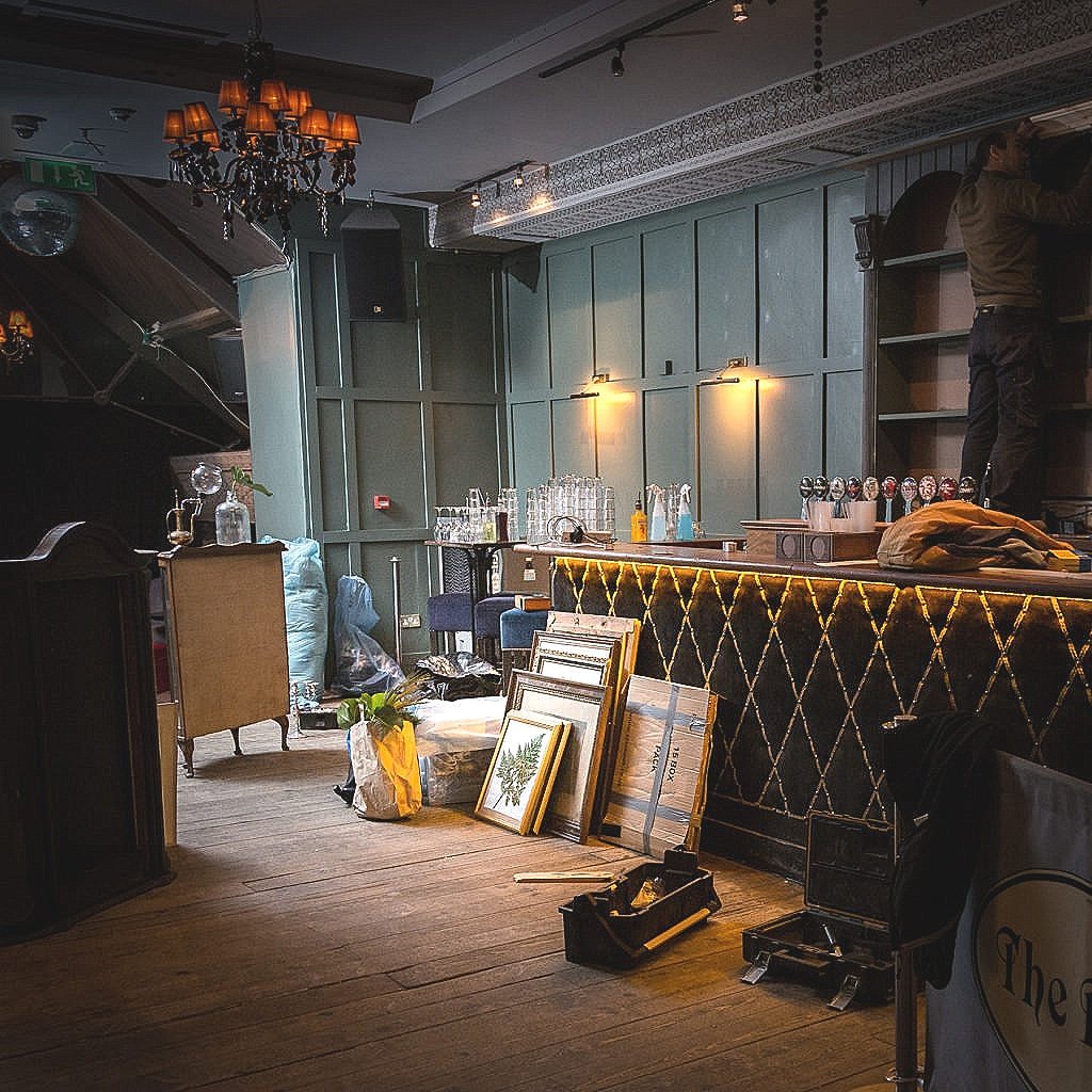 the-apothecary-bar-experiential-design