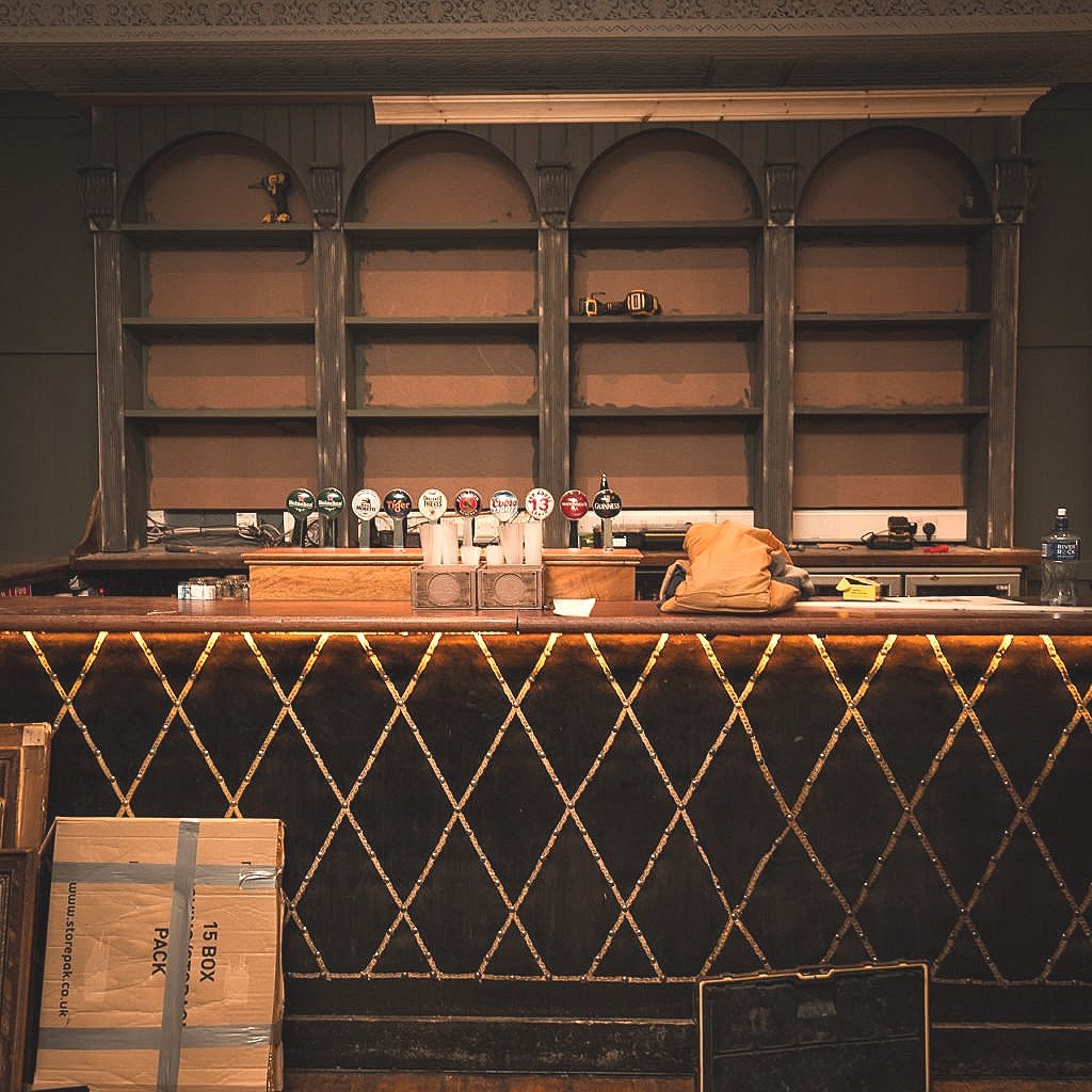 the-apothecary-bar-experiential-design