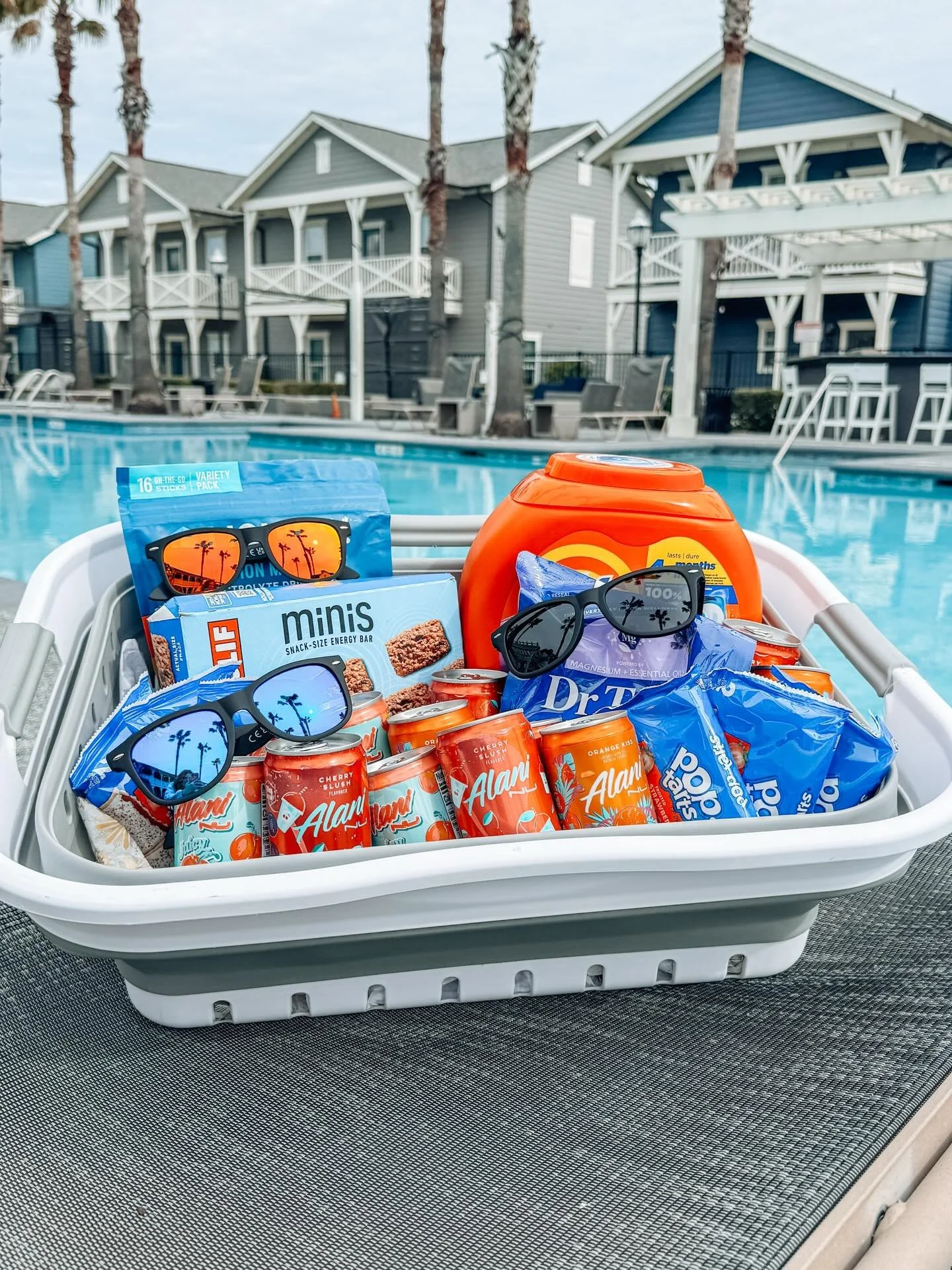 WIN IT WEDNESDAY 🎉
Want a chance to win? It&rsquo;s easy 👇
Like this post
Tag your roommates in the comments
🏆 Winner will be announced Friday, so stay tuned!
#WinItWednesday #Giveaway #ApartmentLiving #RoommateLife