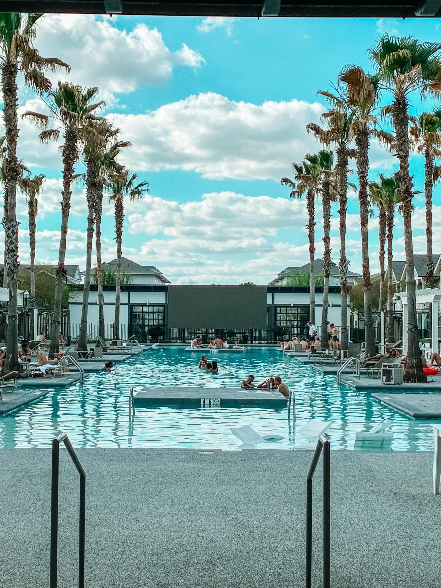 Pool 🌊☀️
Nothing better than seeing our residents soaking up the sunshine and enjoying the pool! It&rsquo;s the perfect place to relax, unwind, and connect with neighbors.
Ready to make this your everyday vibe? Come stop by for a tour&mdash;we&rsquo