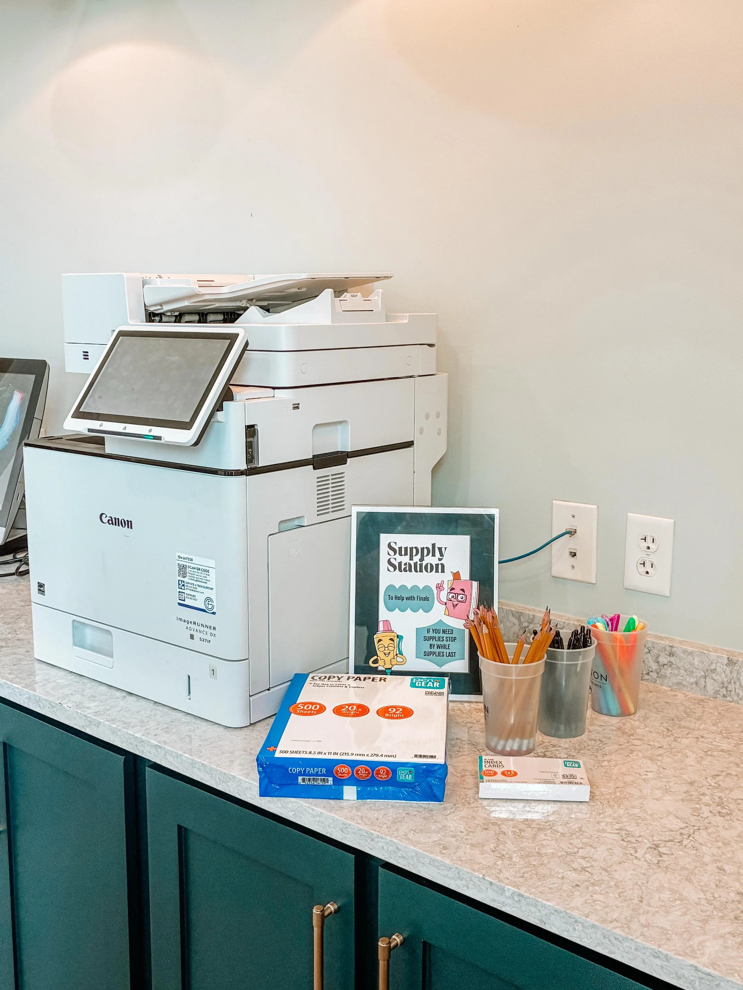 📚 Finals are right around the corner&mdash;and we&rsquo;ve got your back.
Swing by the leasing office to grab some study essentials, on us by our printing station. Whether you need a quick pick-me-up or last-minute supplies, we&rsquo;re here to help