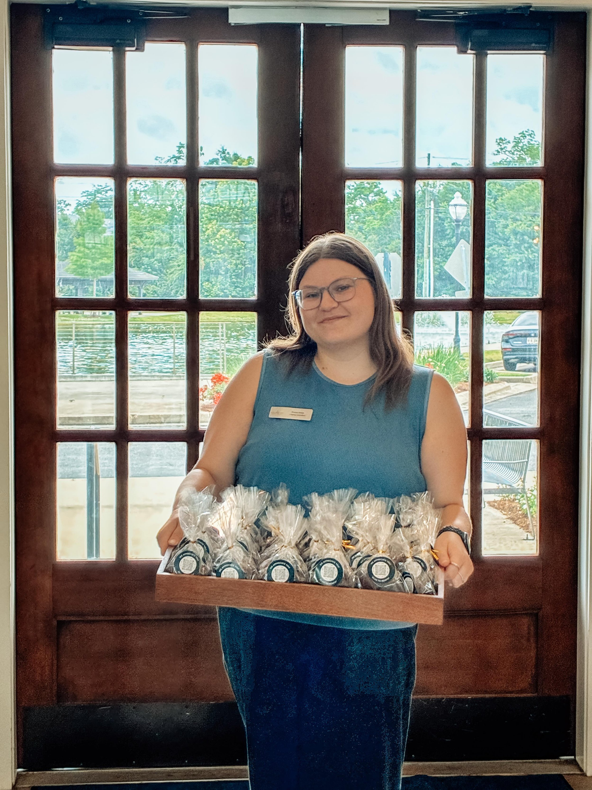 🚪✨ We&rsquo;re out doing renewal door knocks today!
If you have any questions about renewing don&rsquo;t hesitate to reach out or stop and chat with us when you see us around.
As a little thank-you, we&rsquo;ll be handing out bags of brownies. Can't