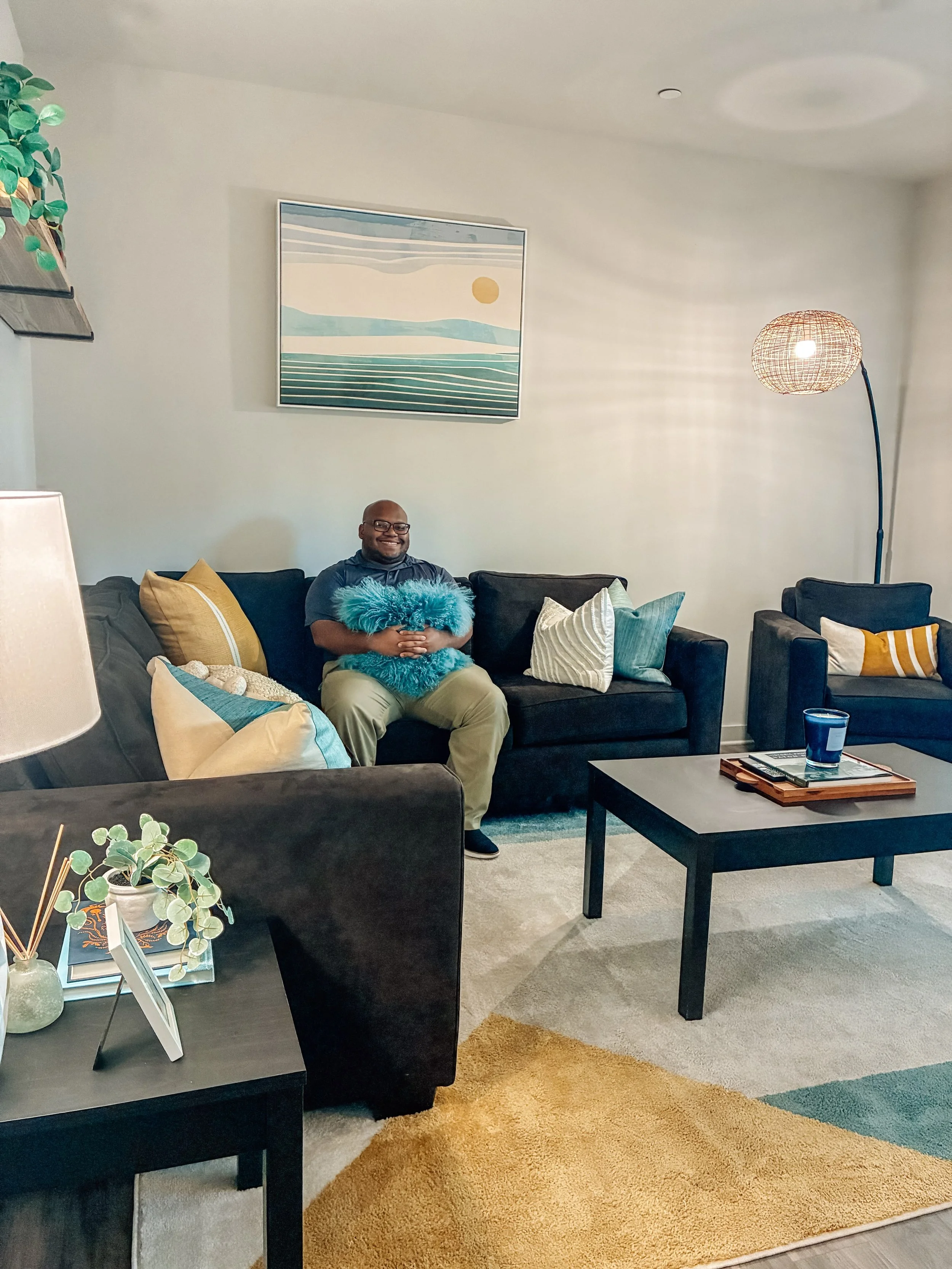 Dreaming of a space you&rsquo;ll love coming home to?
Stop by and tour with us this week! Discover spacious floor plans, amazing amenities, and the perfect place to call home. Don&rsquo;t miss your chance to see why so many residents choose Arlington