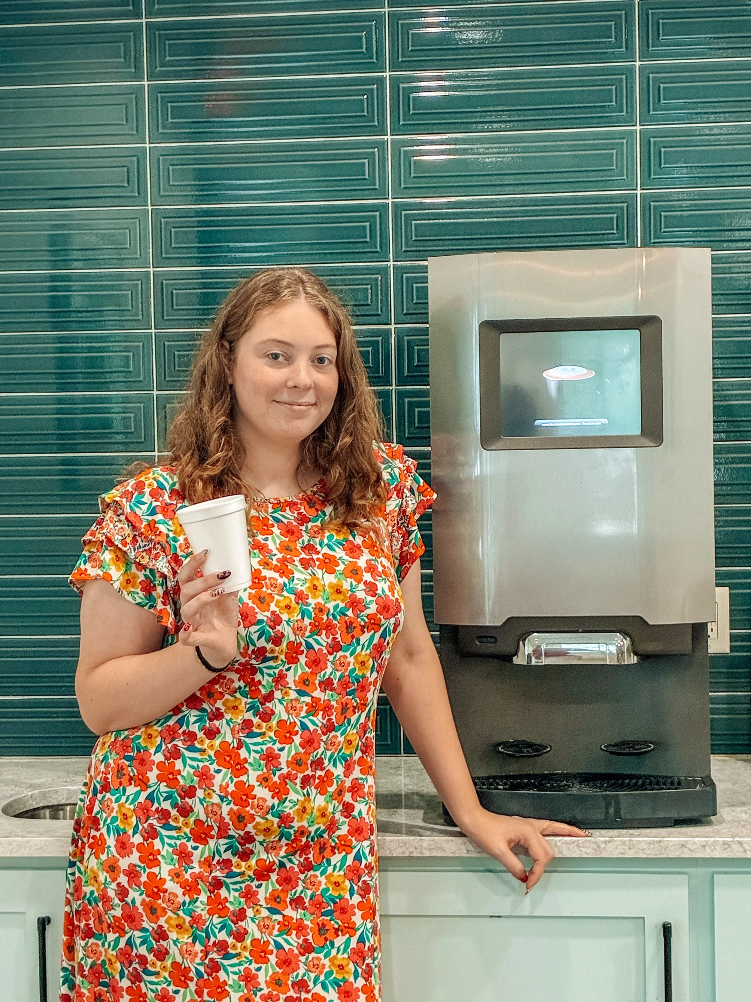Come stop by The Arlington and check out our amazing clubhouse while enjoying a fresh cup of coffee! Whether you&rsquo;re studying, relaxing, or just looking for a cozy spot to hang out, we&rsquo;ve got you covered.
Swing by today and brighten your d