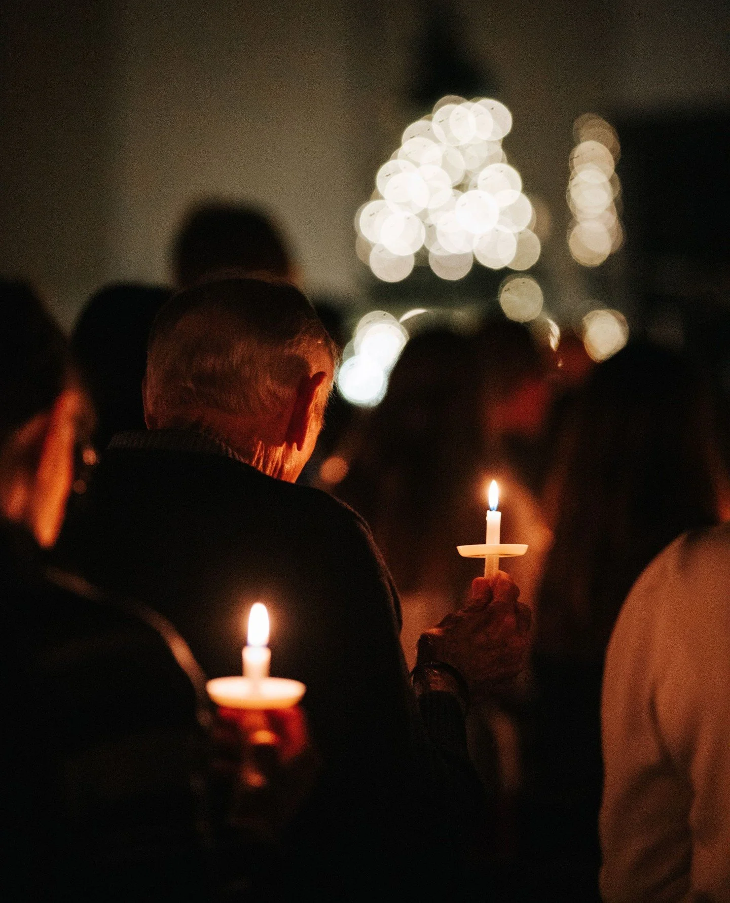 Still thinking about our Christmas Eve services last week 🕯️🤍