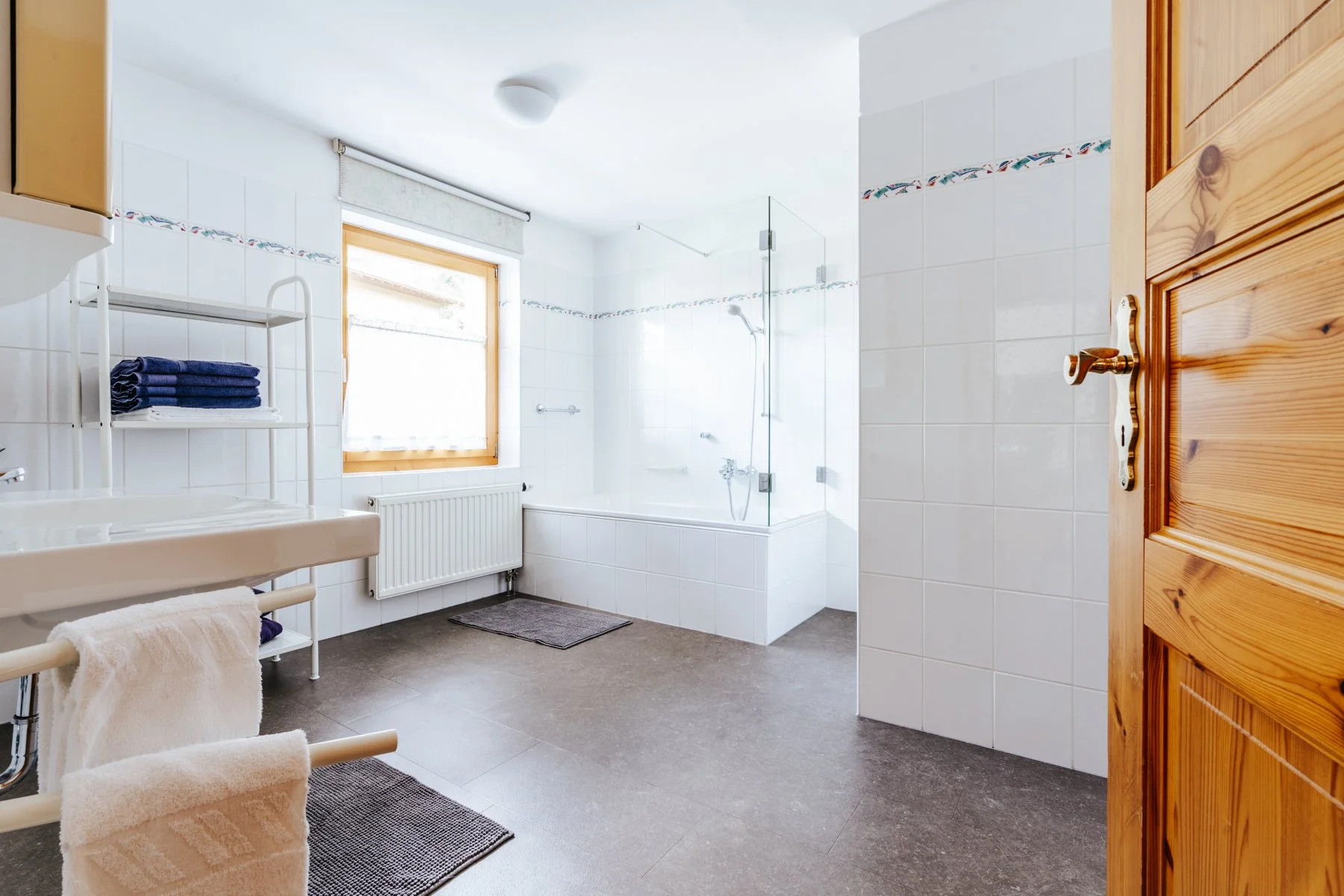 Bad Bruck FW 1_Zimmer.jpg