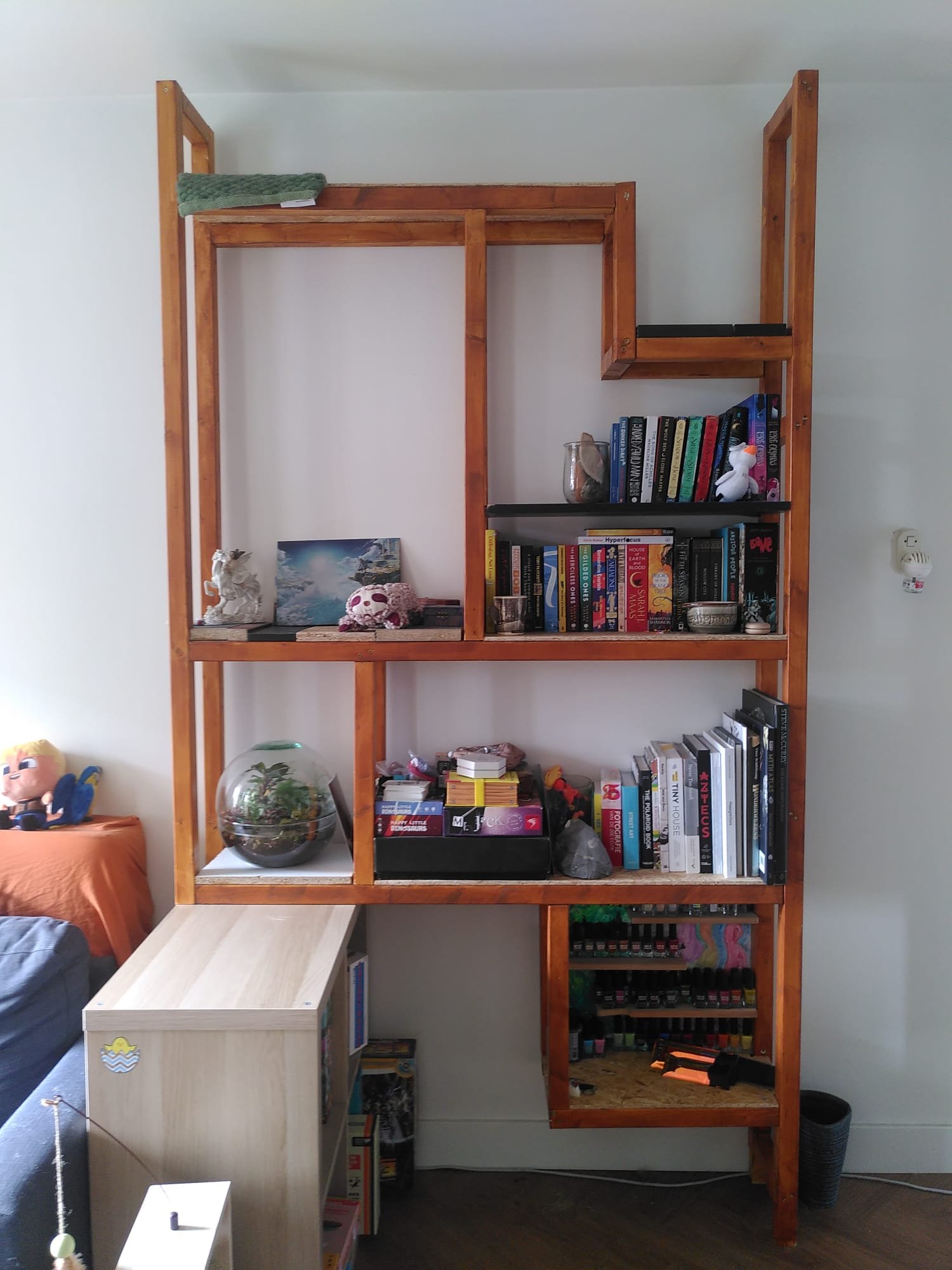 Deel 1 boekenkast.jpg