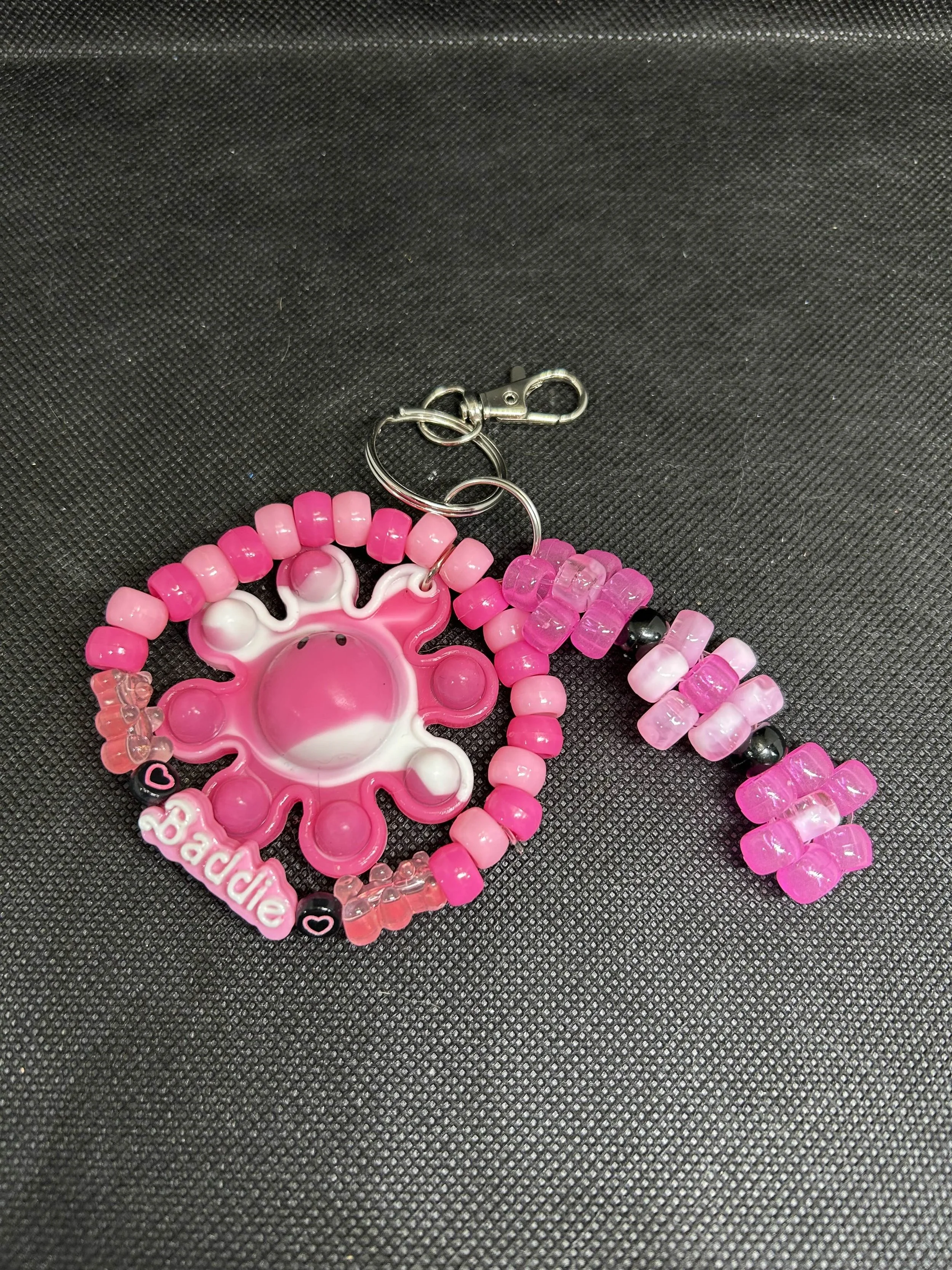 “Baddie” Octopus Keychain | Pink & Black Beaded Accessory with Heart Charms for Bags & Gifts