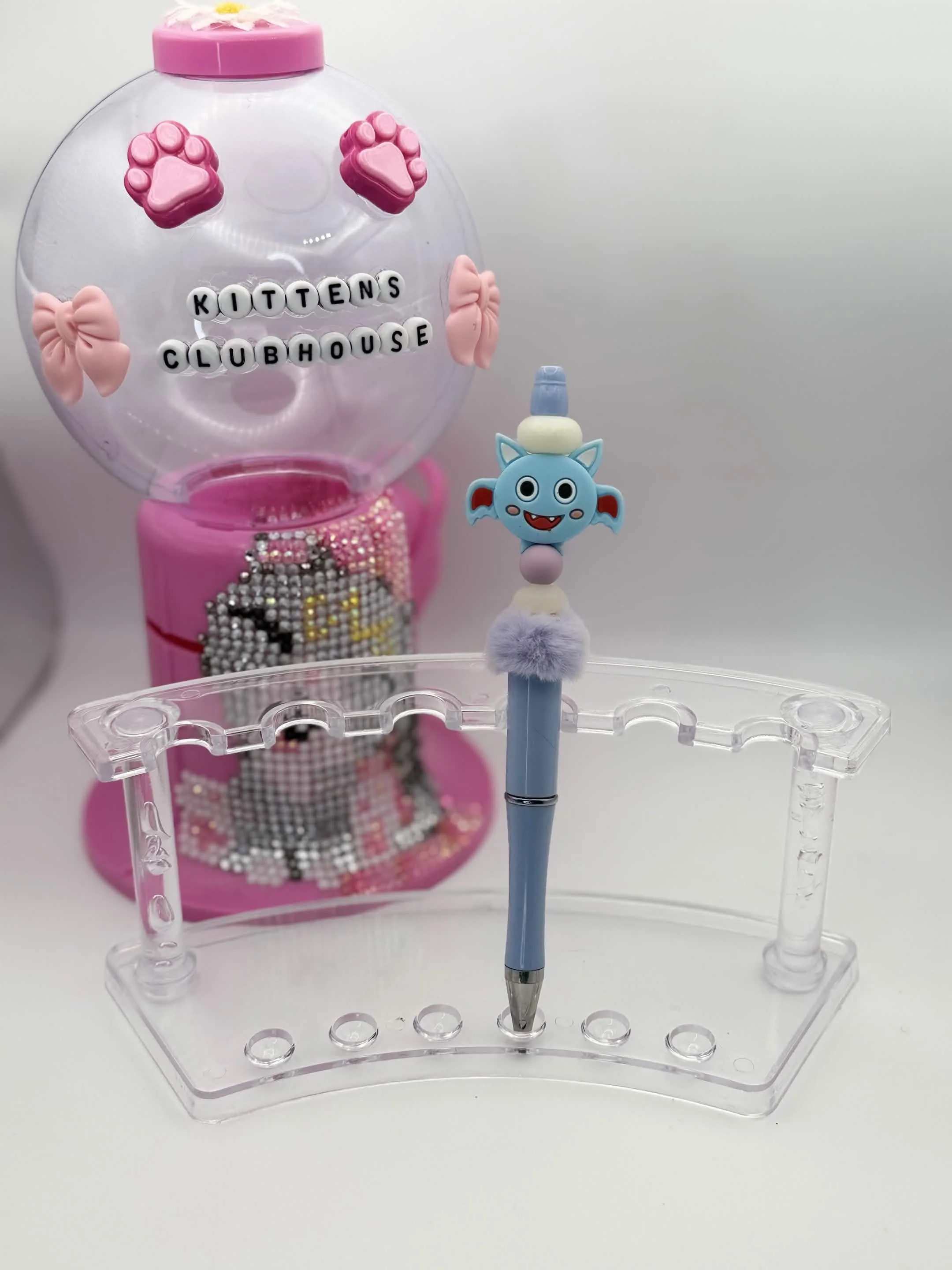 Periwinkle Bat Refillable Beaded Pen