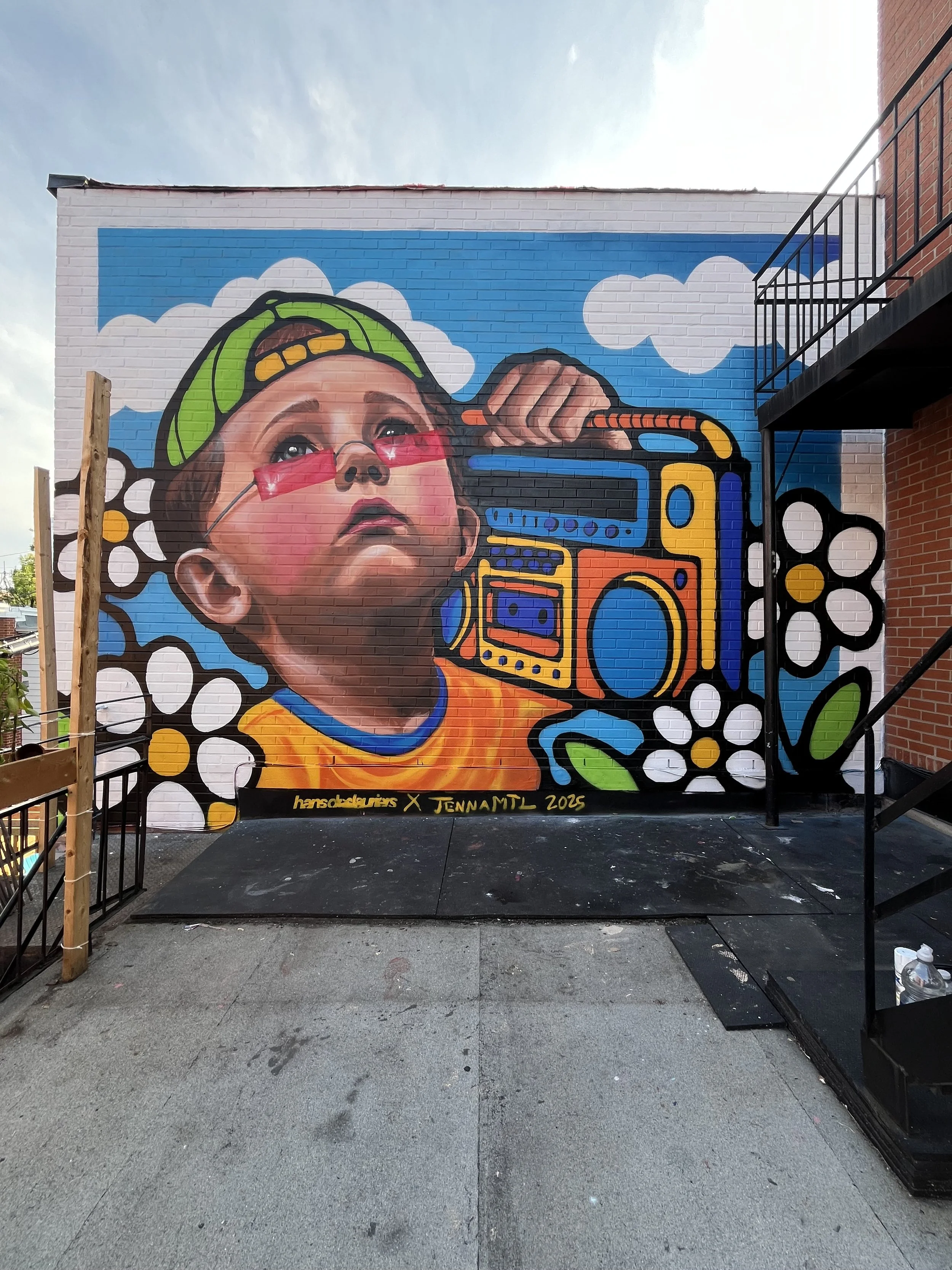 Collaboration with artist Hans Deslauriers. 2025. Canettes de Ruelle Festival.