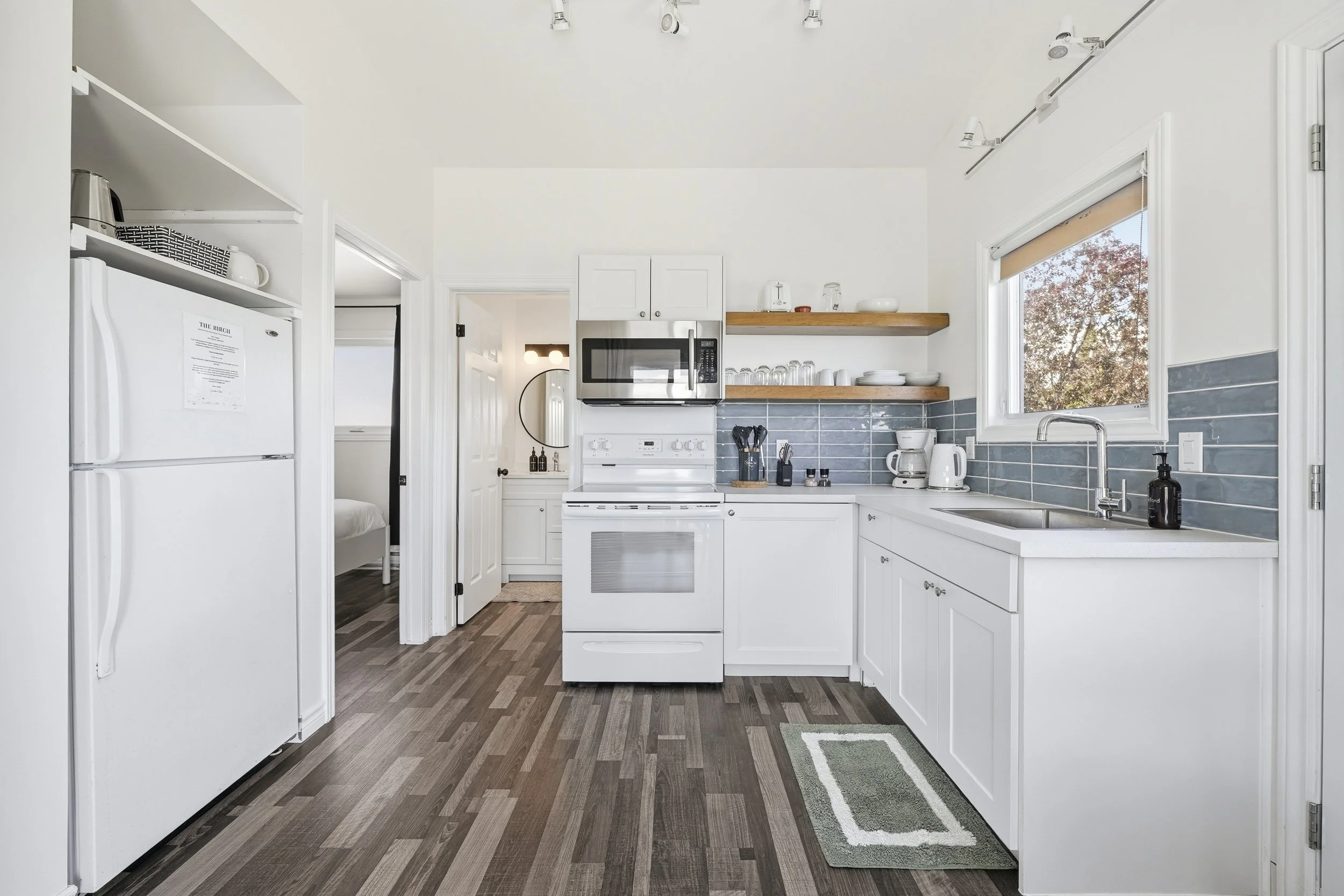 42 - 137 Main St, Wellington, ON.JPG