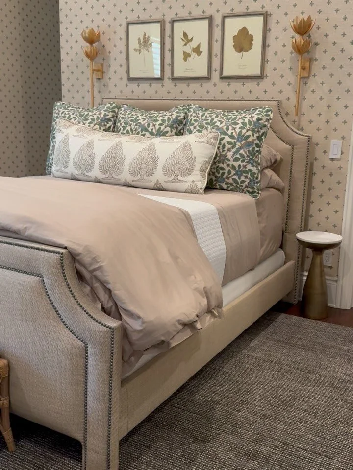 The power of wallpaper, custom draperies &amp; a few other special touches 🙌 Swipe for the &lsquo;before&rsquo; of this gorgeous bedroom!