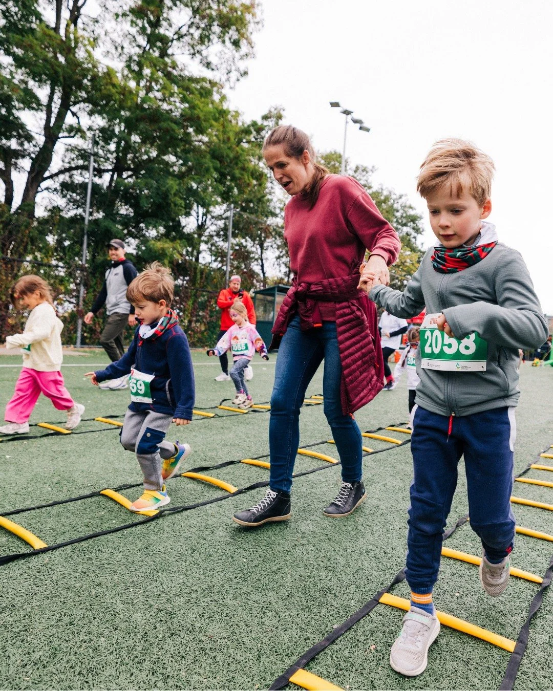 Se d&eacute;passer, oui.
Mais se d&eacute;passer pour les jeunes, c&rsquo;est encore plus grand. 🧒👧

💪 Pr&ecirc;t(e)s &agrave; relever le D&eacute;fi Gendarme de fer 2026? 
Bient&ocirc;t, on vous d&eacute;voile plus!

LIEN EN BIO!

📷 : @jay_galla