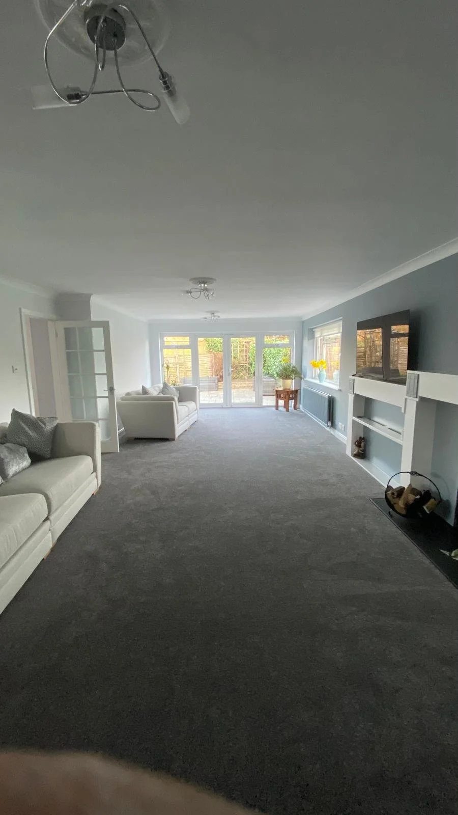 Interior painting and decorating services